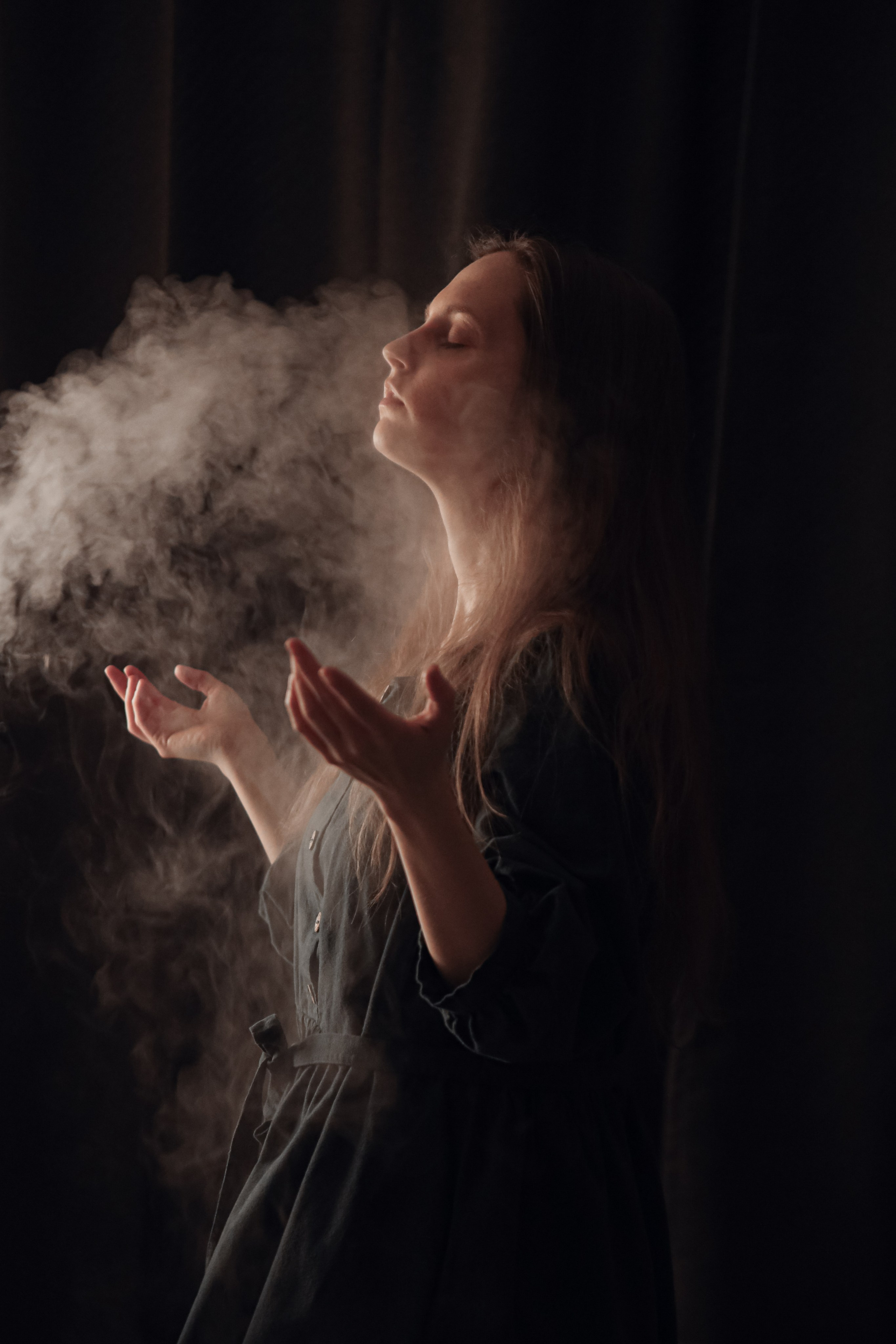 Одиночные автопортреты. Катя Цвет