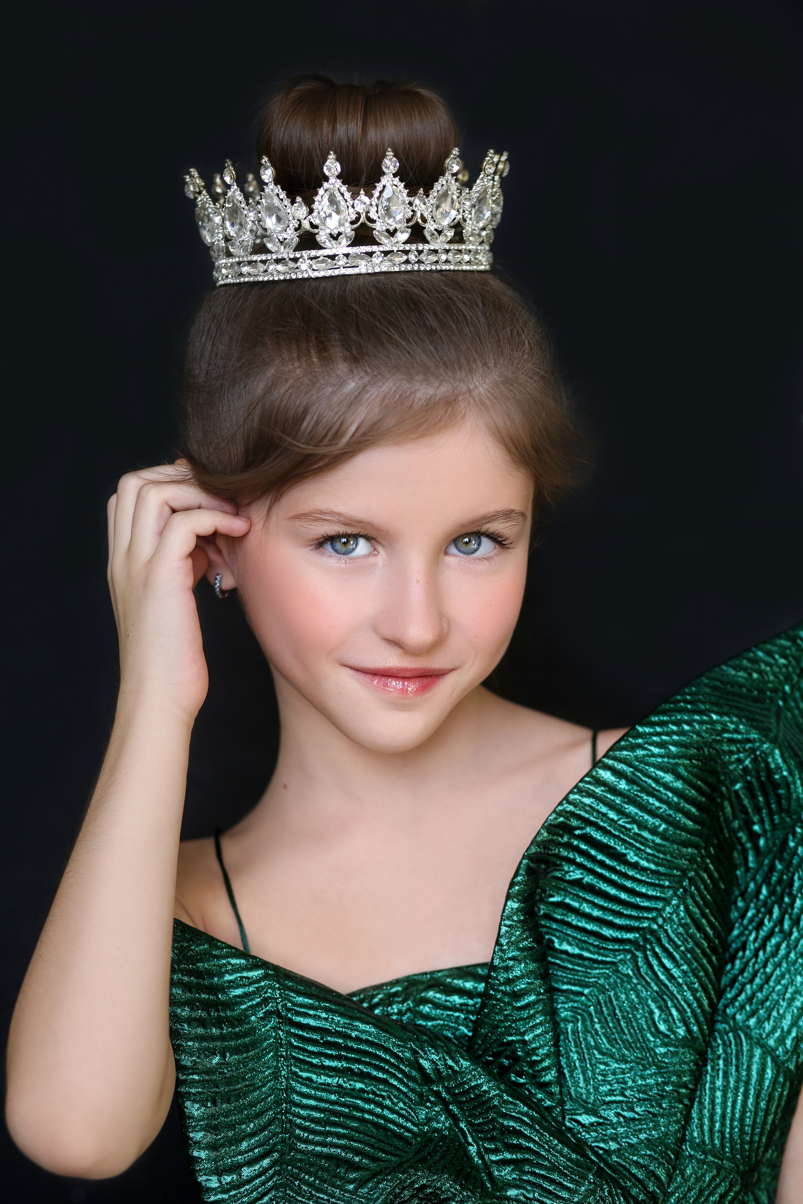 Паскарь Анастасия. Model base