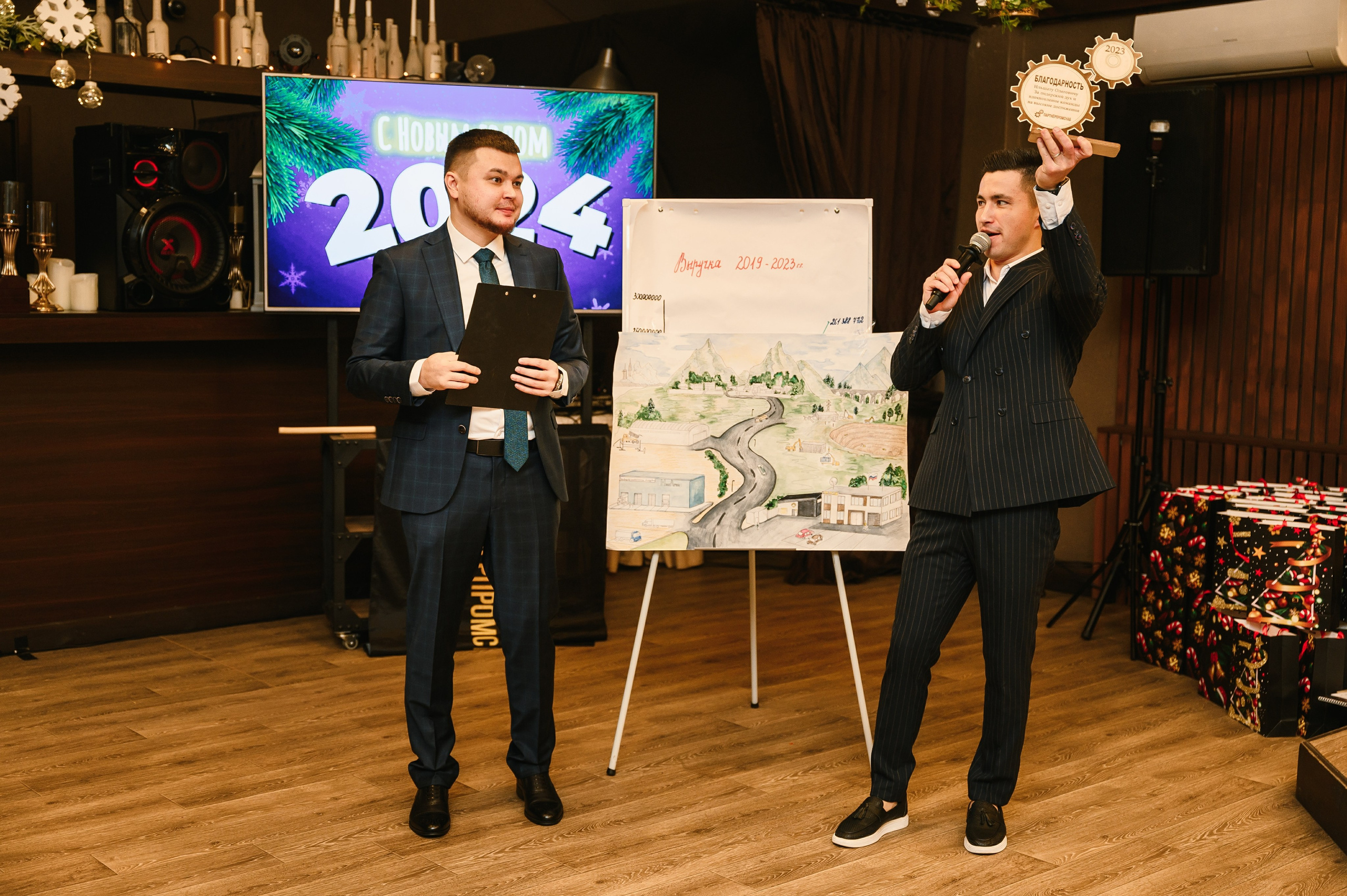 Новогодний корпоратив в «Алых парусах». Wedding and family photographer USA