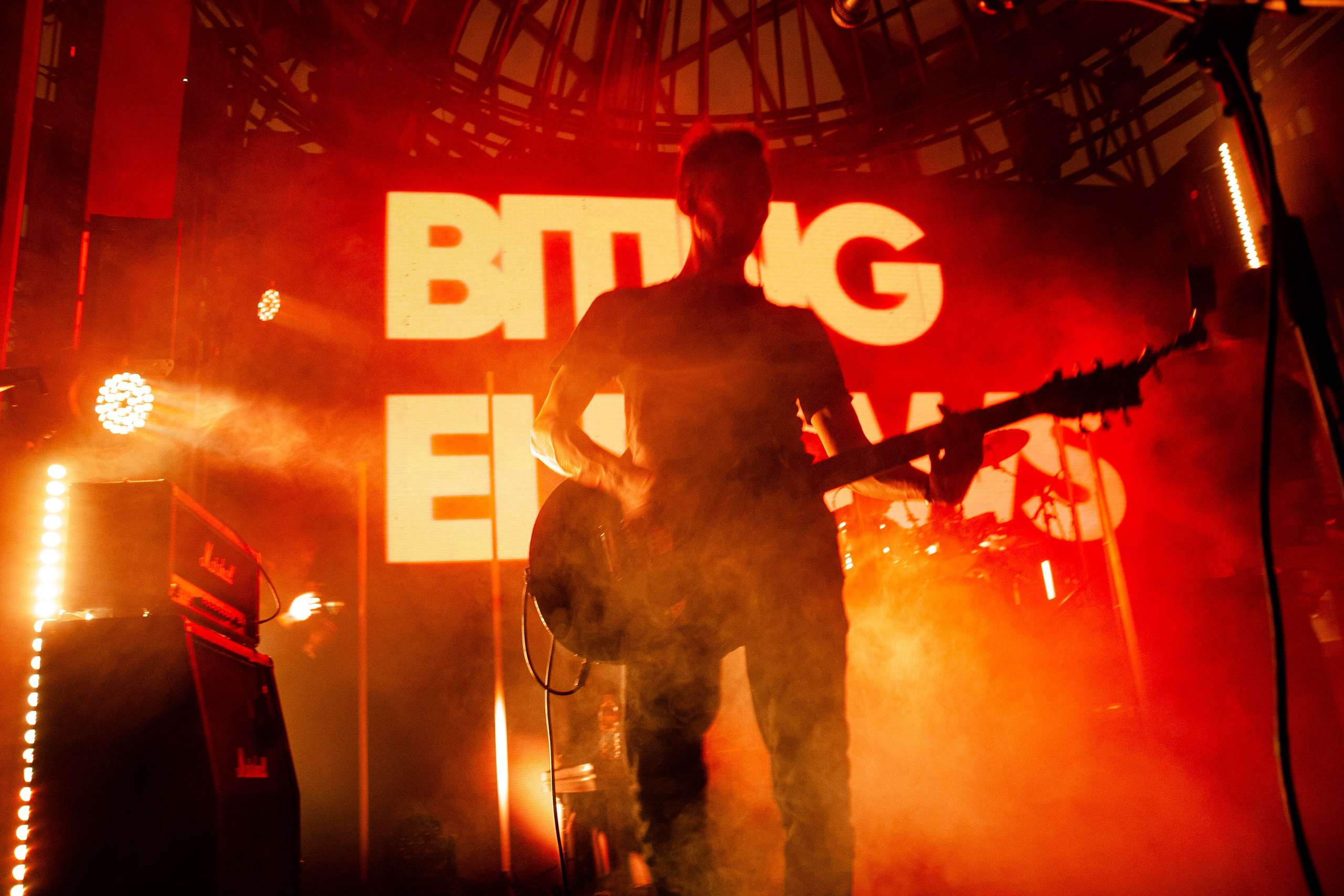 Biting Elbows. Фотограф для музыкантов, фотограф на концерт, концертный фотограф, съемка концерта, бэкстейдж фотограф