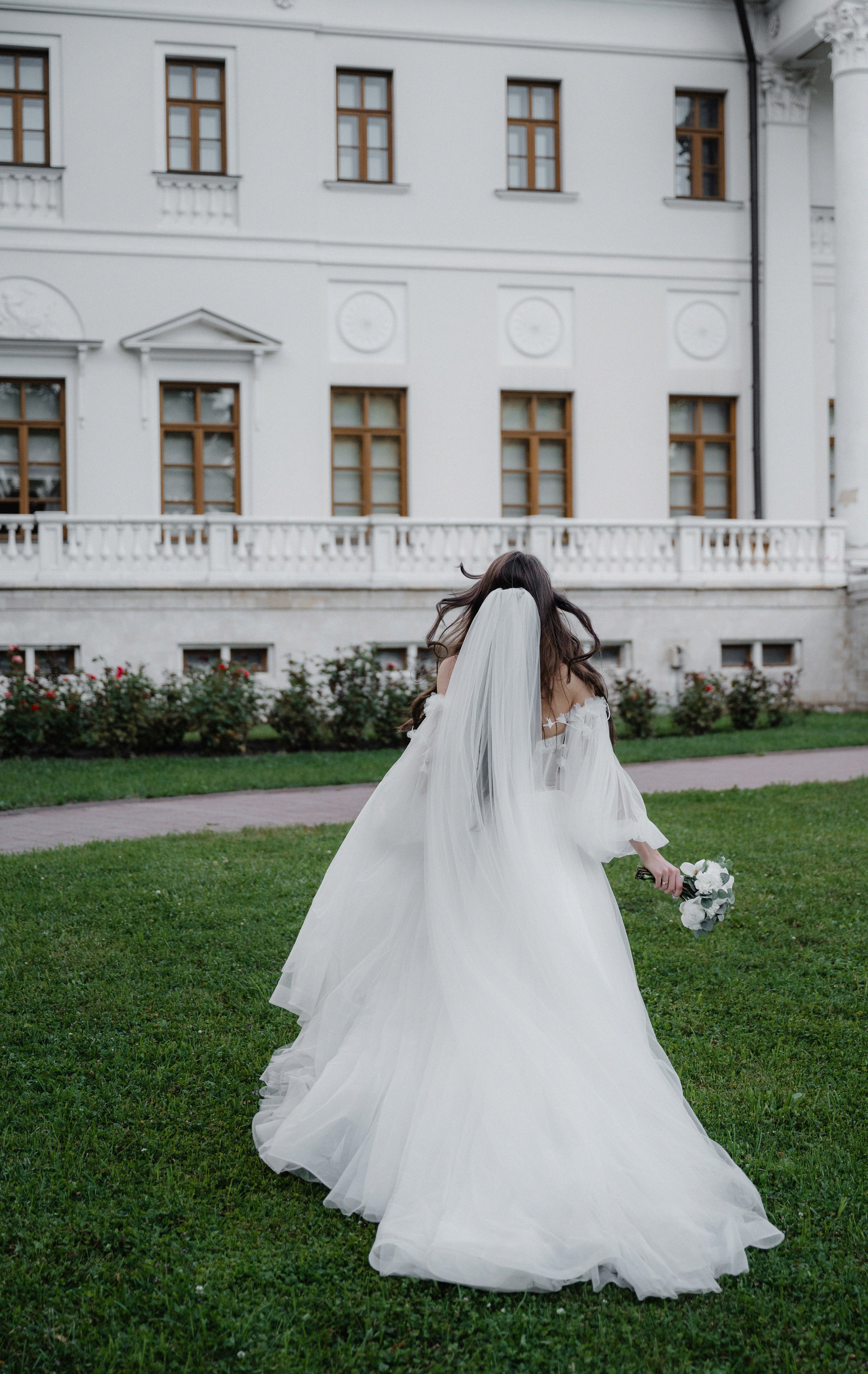 Роман и Алсу Остафьево. Свадебный фотограф Раменское-Москва