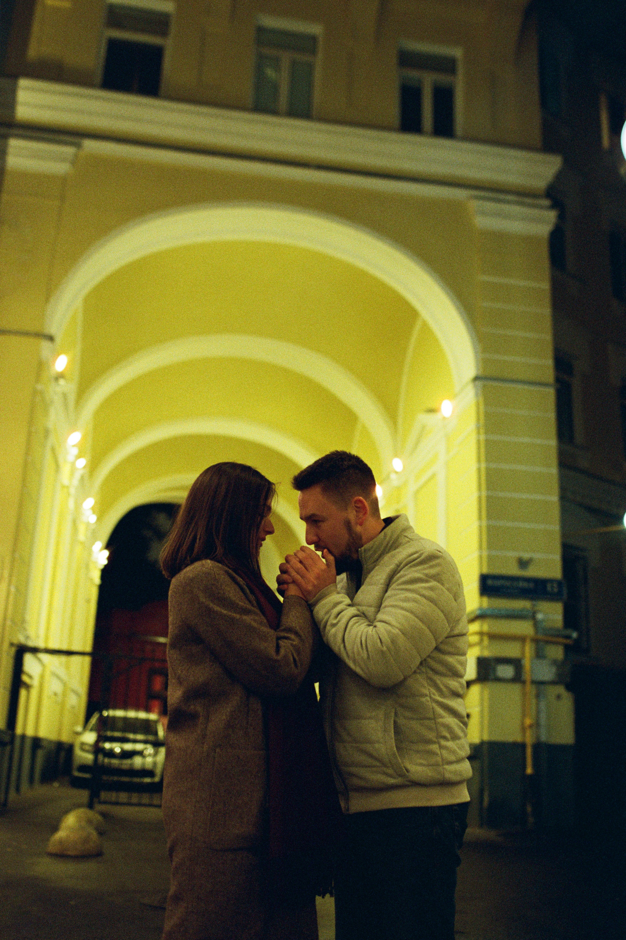 Вероника и Василий. В уютных переулках Москвы. Цифра и плёнка. Настя Оленченко, портретный/семейный фотограф на цифру и плёнку Москва