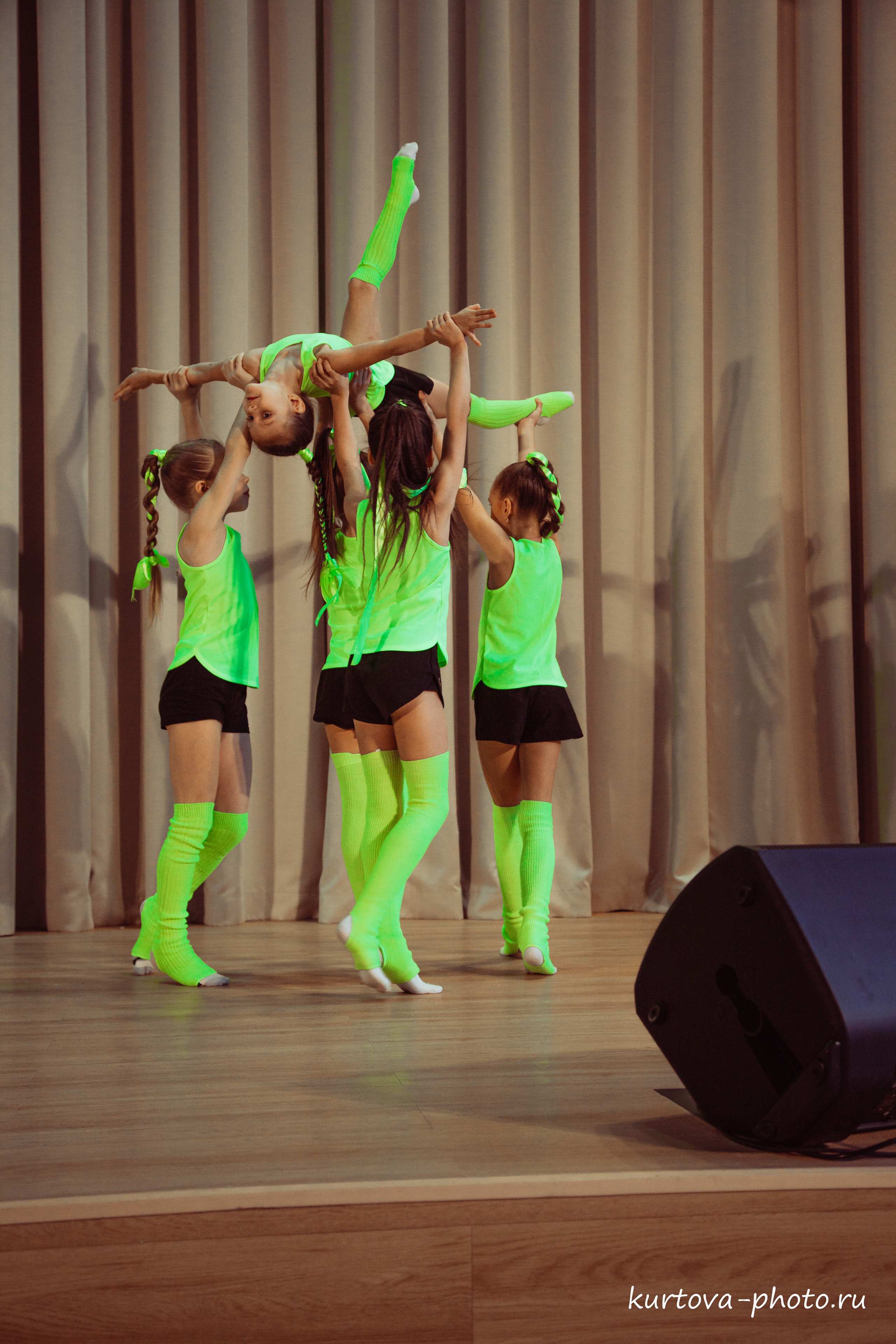 Праздники. Семейный и детский фотограф в Санкт-Петербурге Кристина Куртова