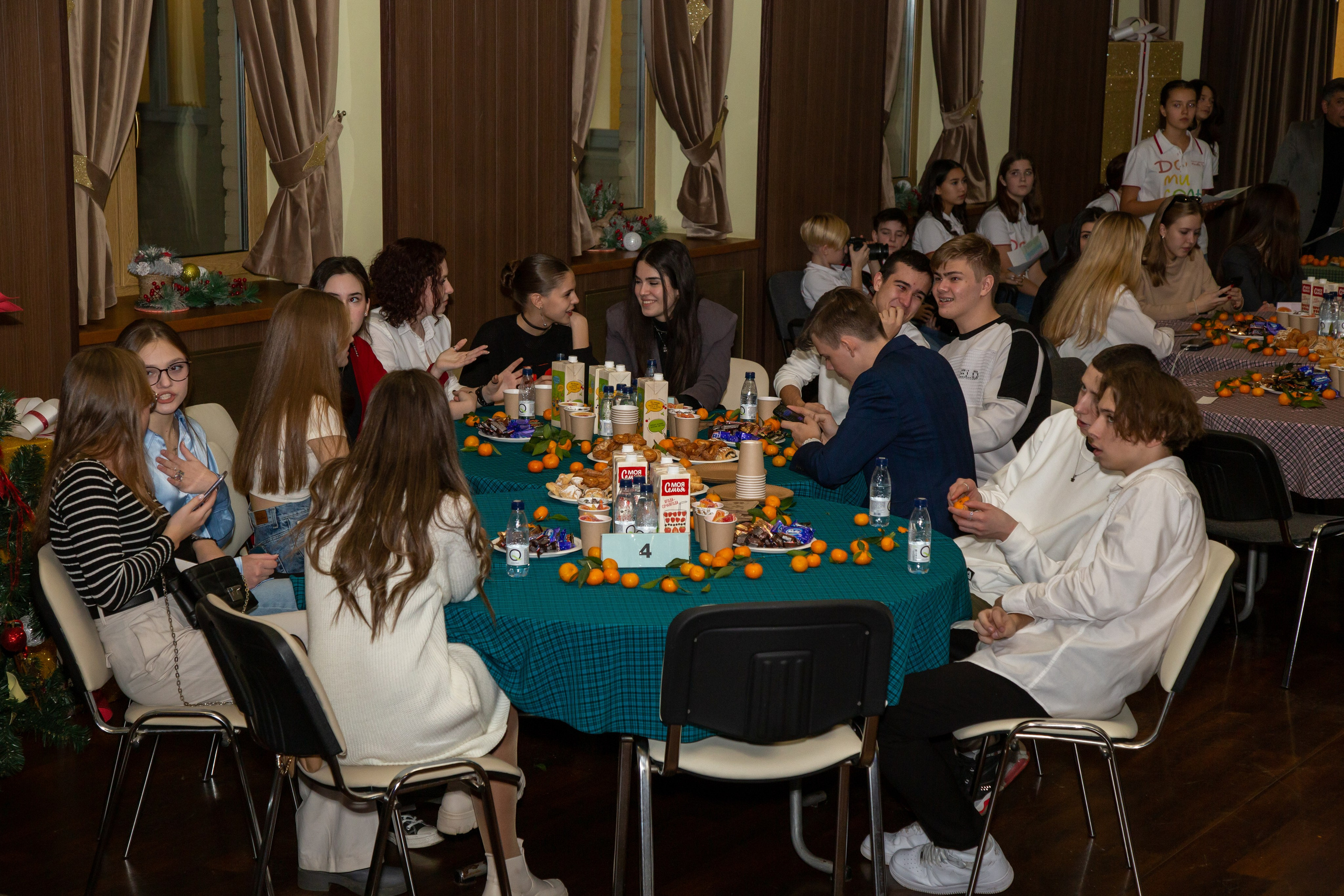 Репортажная съёмка для Домисольки на новый год. «Студия DRONAVT`s» — видеосъёмка и фотография г. Москва