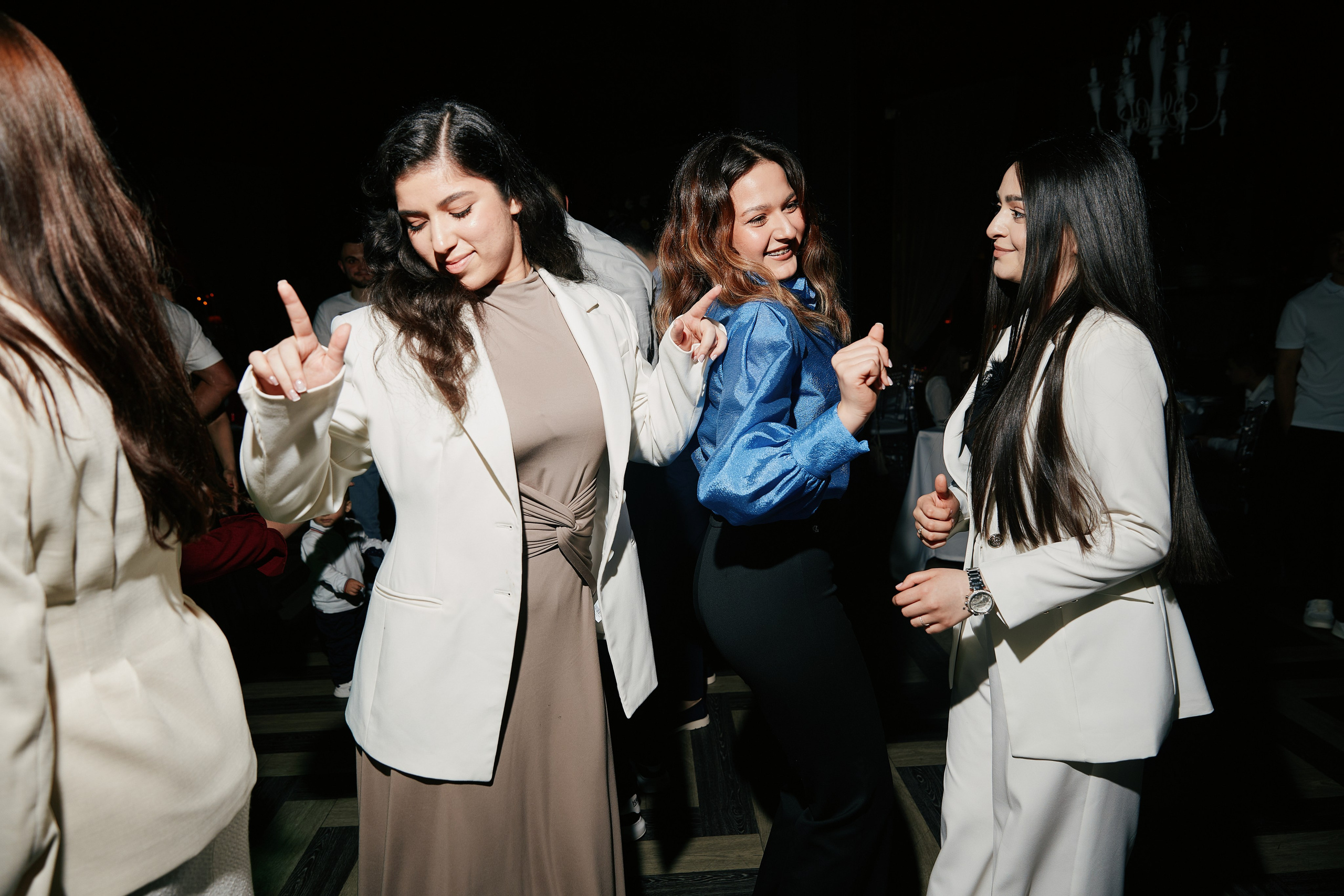 День рождения в Двин Холл 02.05. Свадебный репортажный фотограф краснодар максим дремов дрёмов фотосессия студия цена