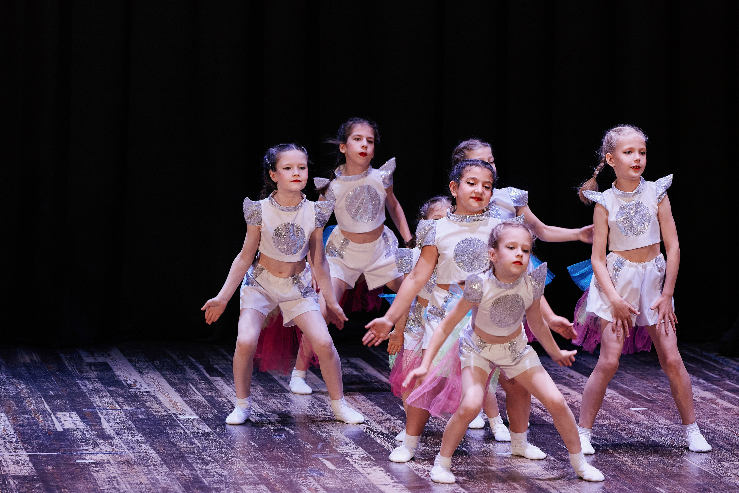 Концерт танцевальной студии Фиеста 08.06. Свадебный репортажный фотограф краснодар максим дремов дрёмов фотосессия студия цена