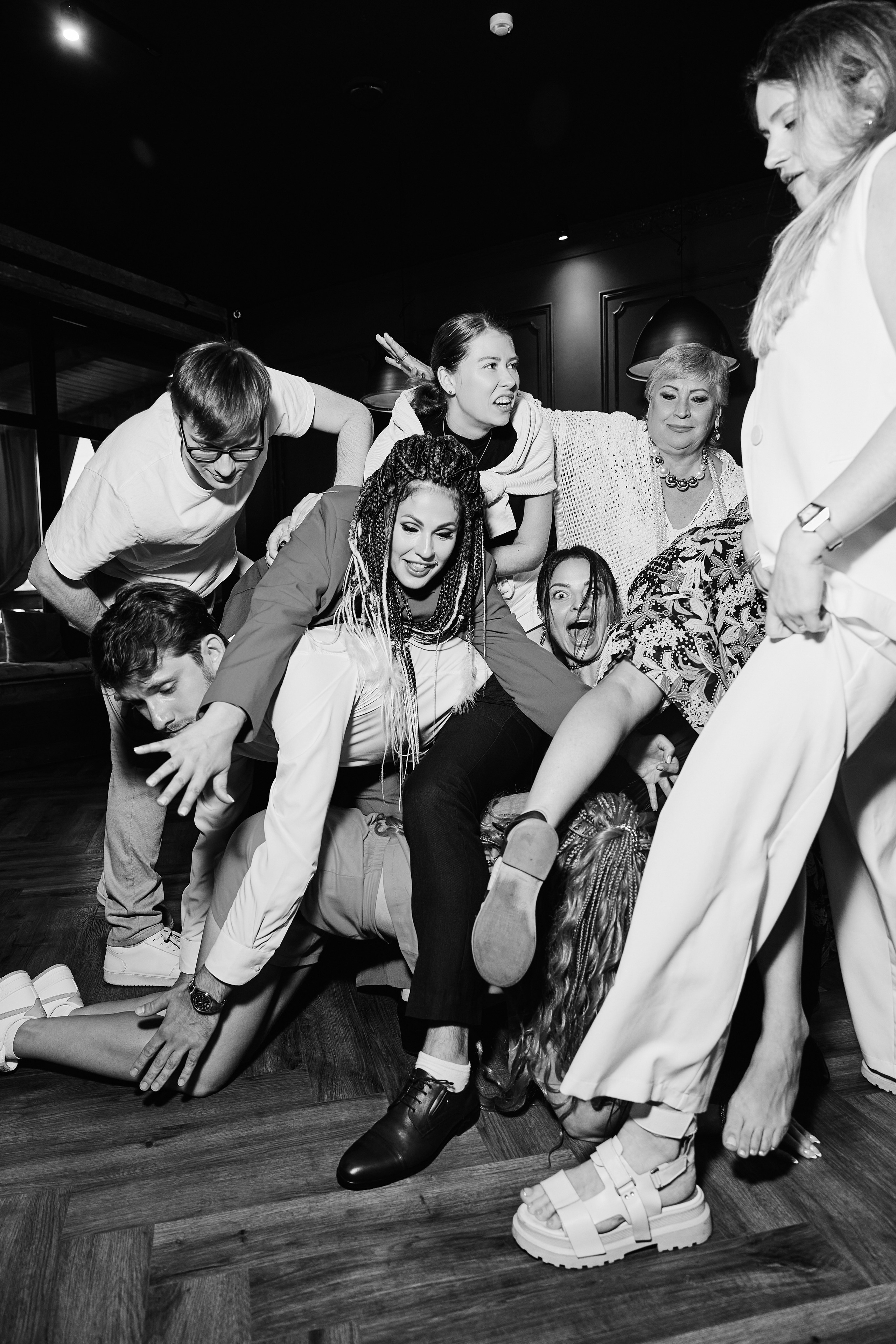 HOLIDAY IN AVRORA ROOM 10.08. Свадебный репортажный фотограф краснодар максим дремов дрёмов фотосессия студия цена