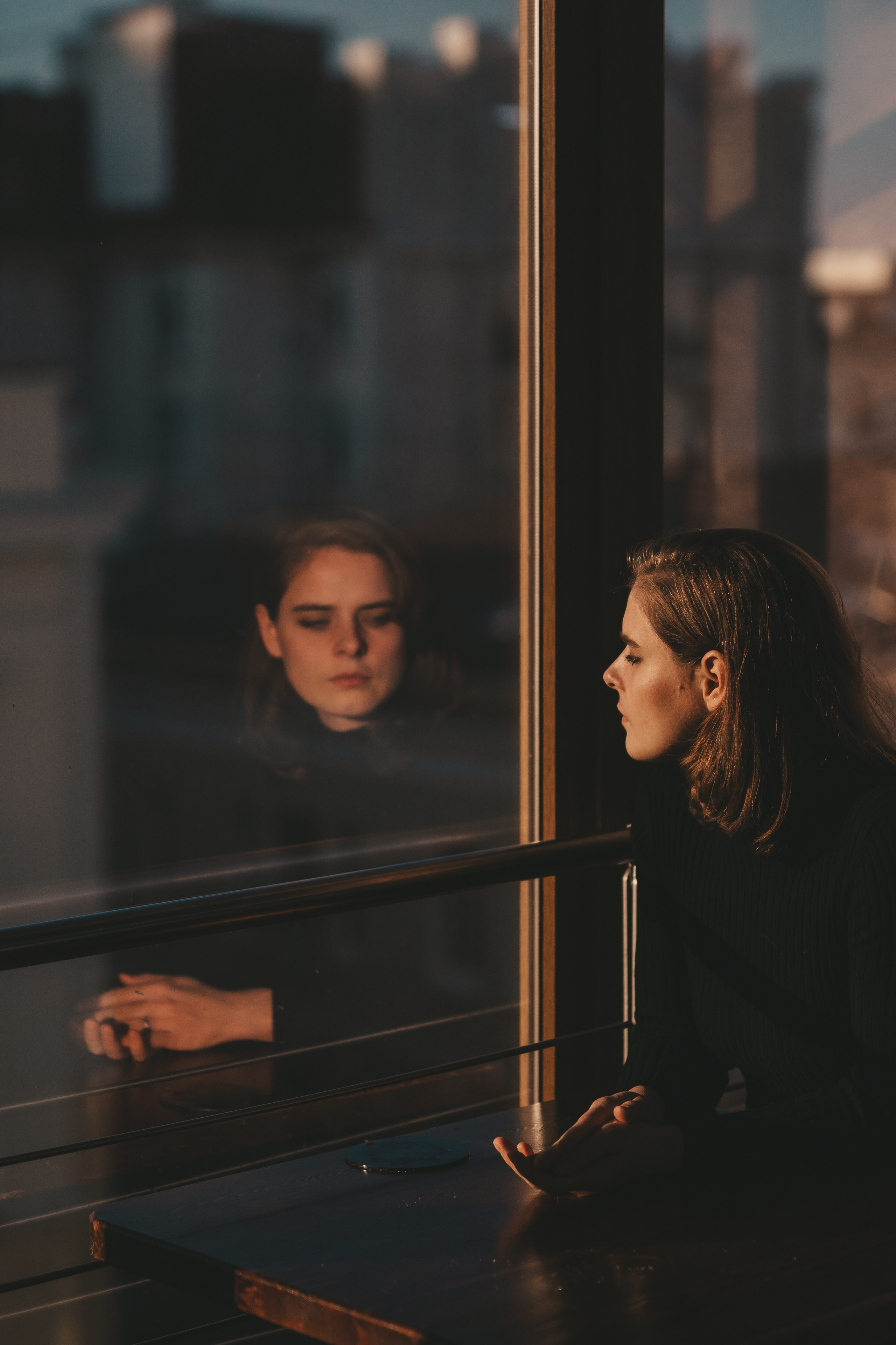 Женский портрет в городских локациях Владивостока. Портретный и семейный фотограф во Владивостоке Светлана Мухильченко