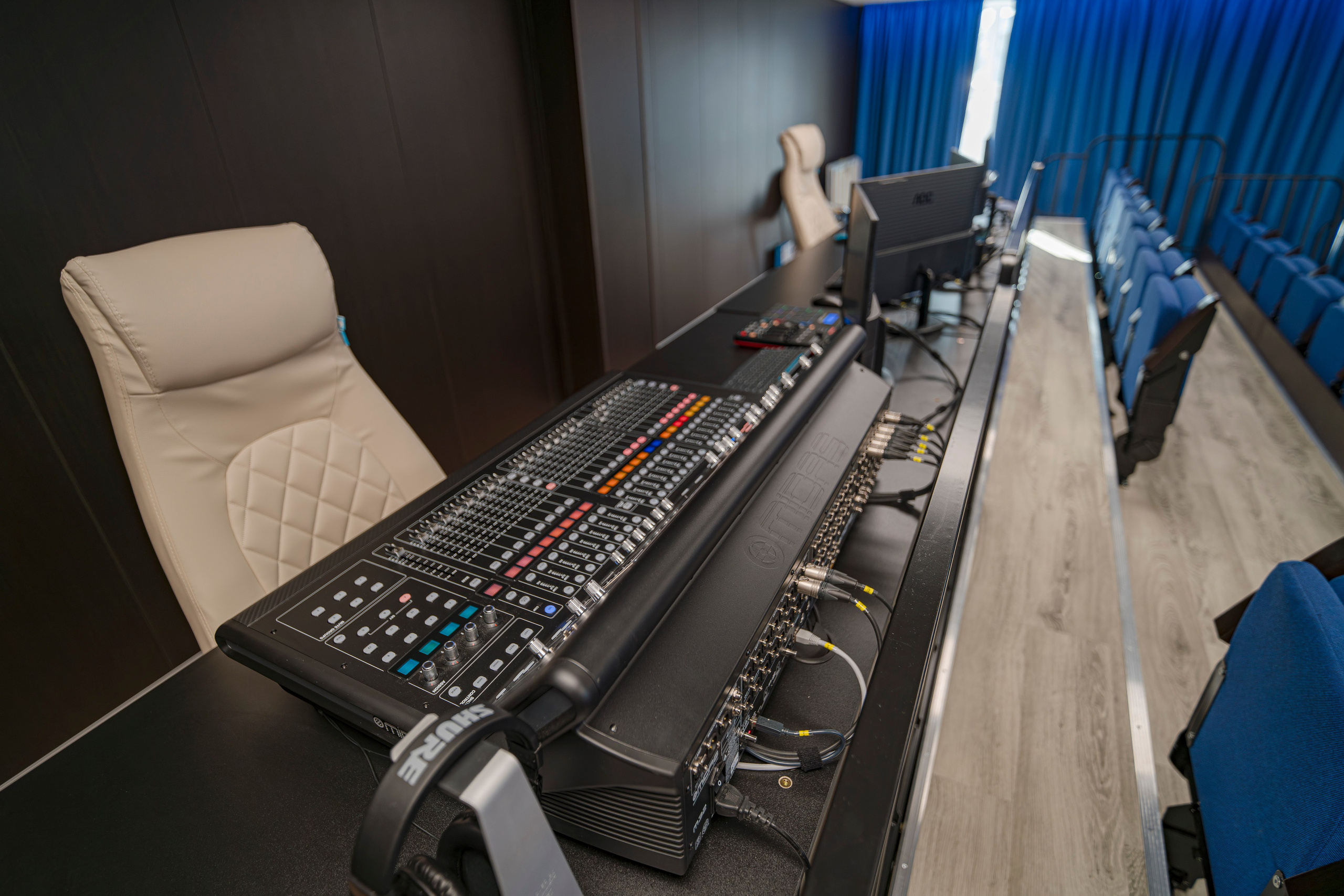 Фото и видеосъёмка готовых объектов. Видеограф для бизнеса в Санкт-Петербурге и Москве