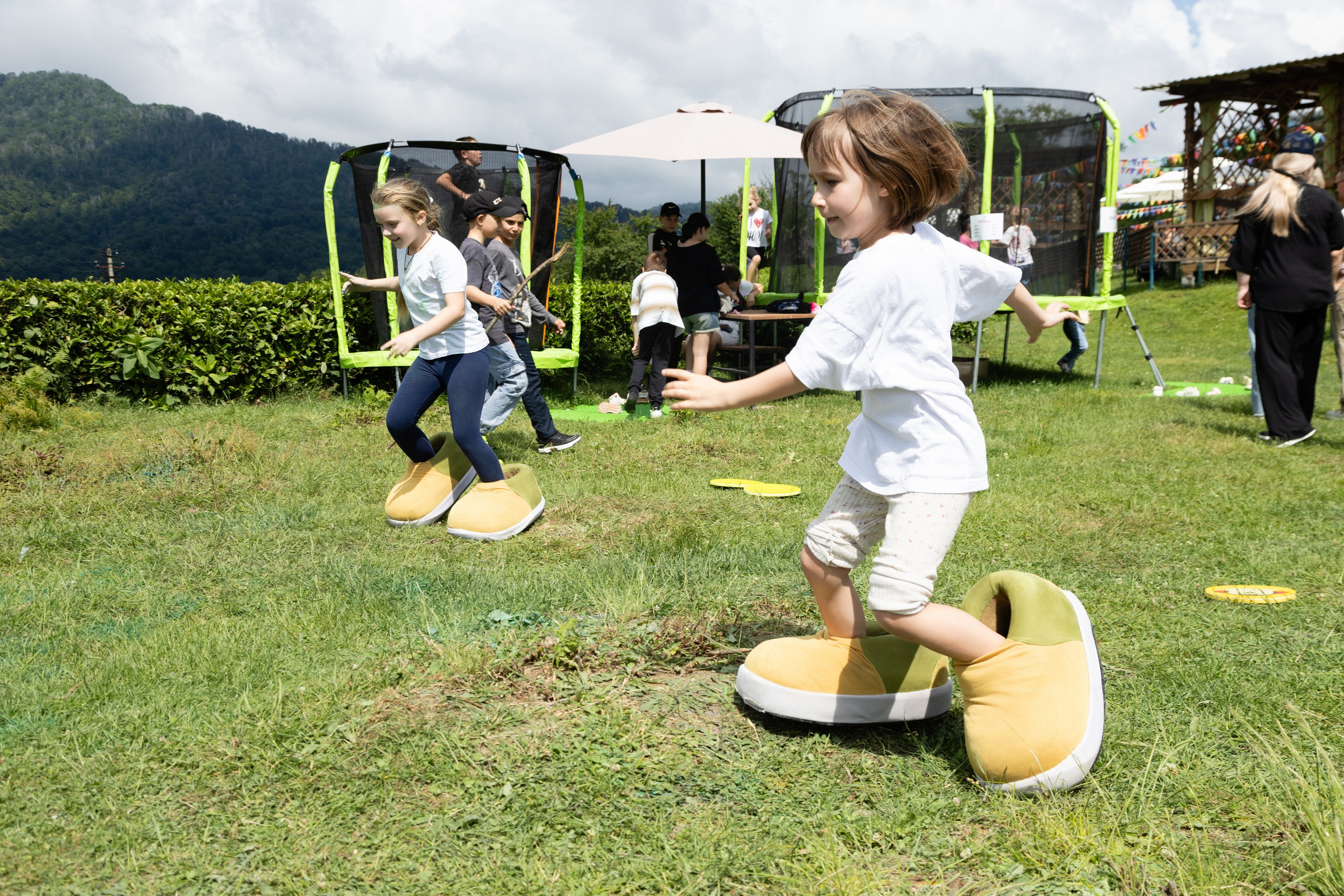 Детский праздник на чайных плантациях. Фотограф Мария Камаева