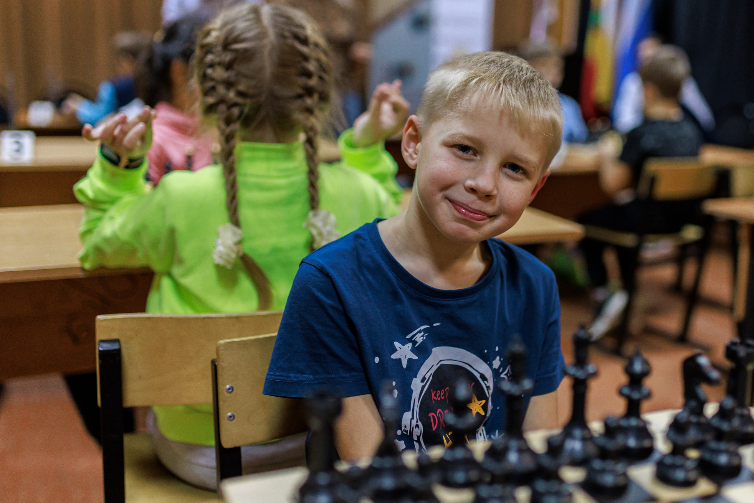 Репортажная сьёмка игры в шахматы в детском доме. Семейный и детский фотограф в Рязани Васюгова Мария