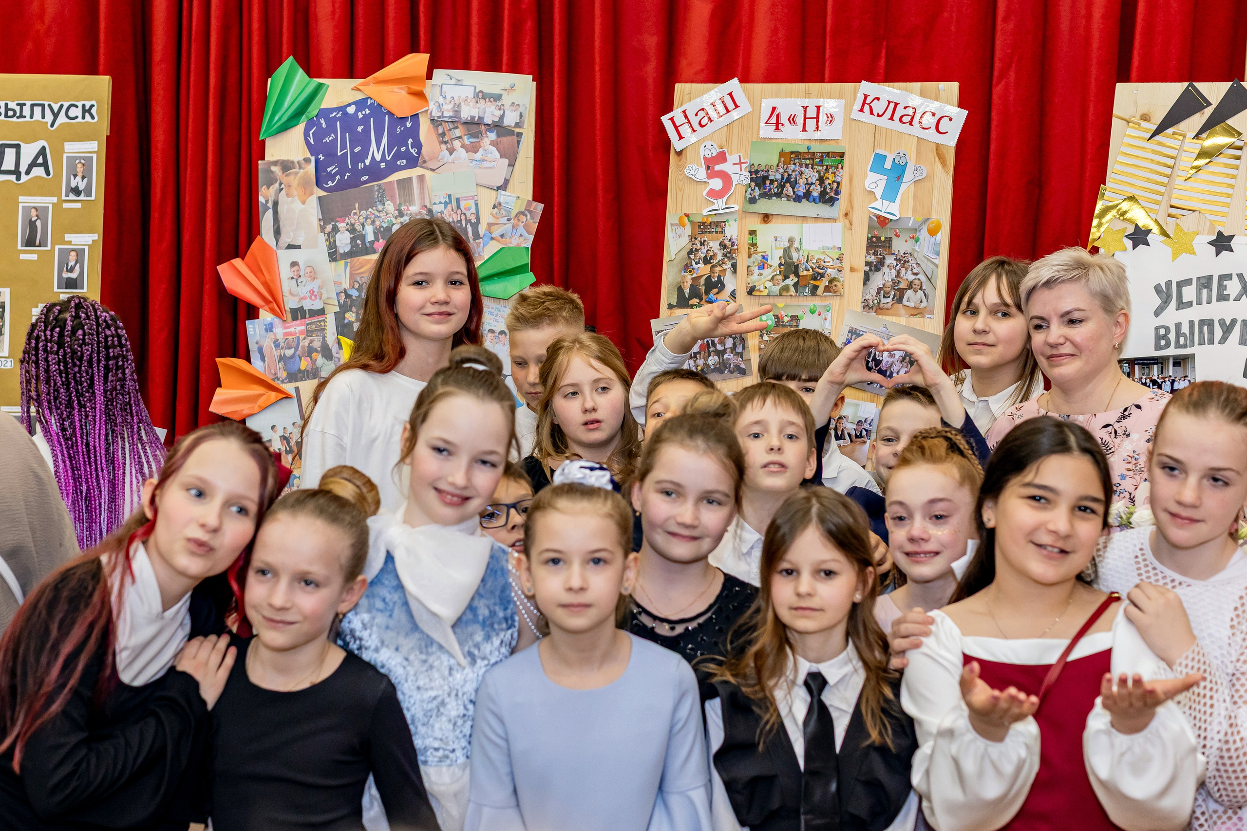 Выпускной праздник в начальной школе. Фотограф и видеограф Москва. Свадебный фотограф, видеограф. Выпускные альбомы. Оживающие альбомы