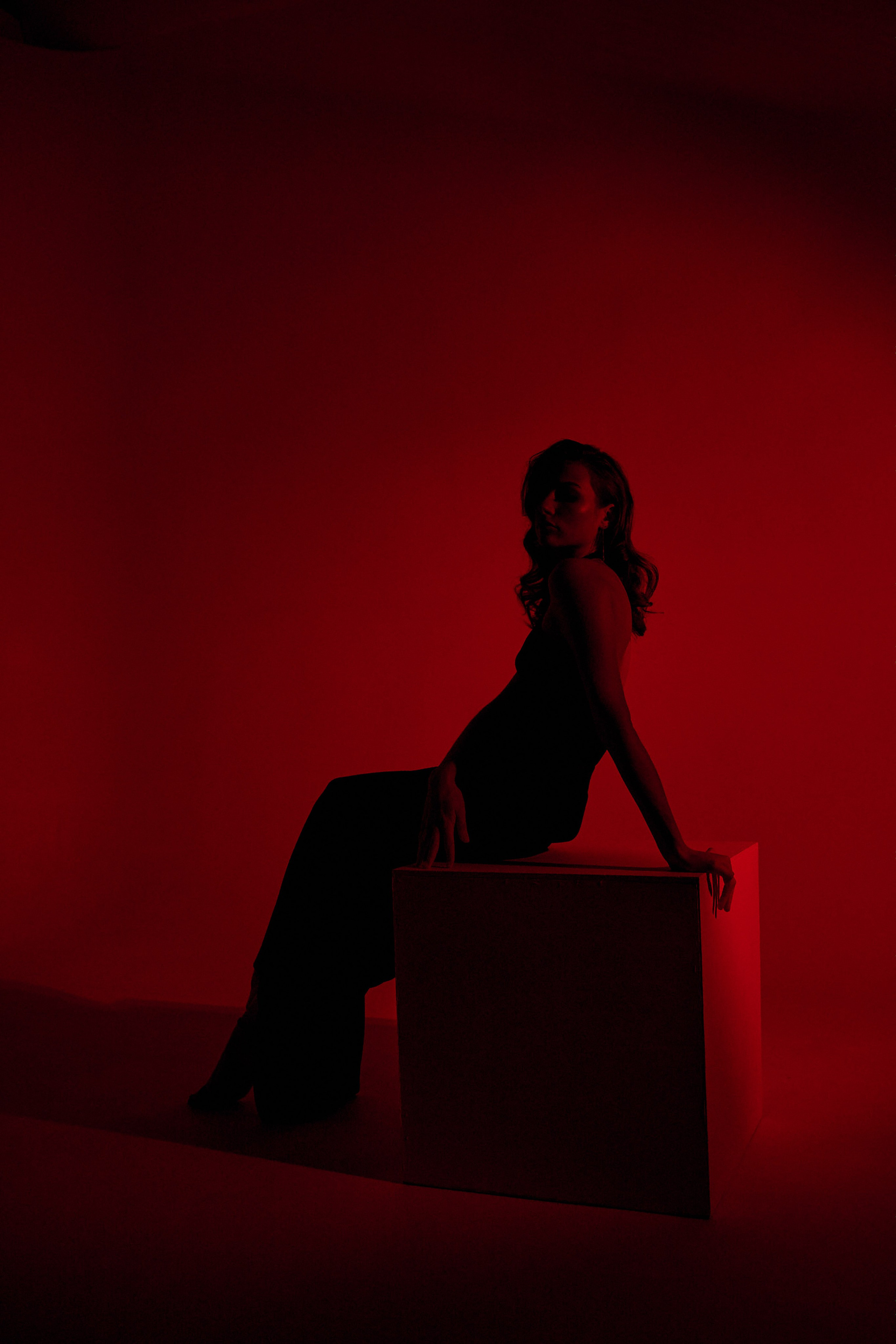 Lady in red. Свадебная, репортажная фотосъемка и видеосъемка в Минске. Илья и Юлия Ширмановы. Фотограф | Видеограф | Минск