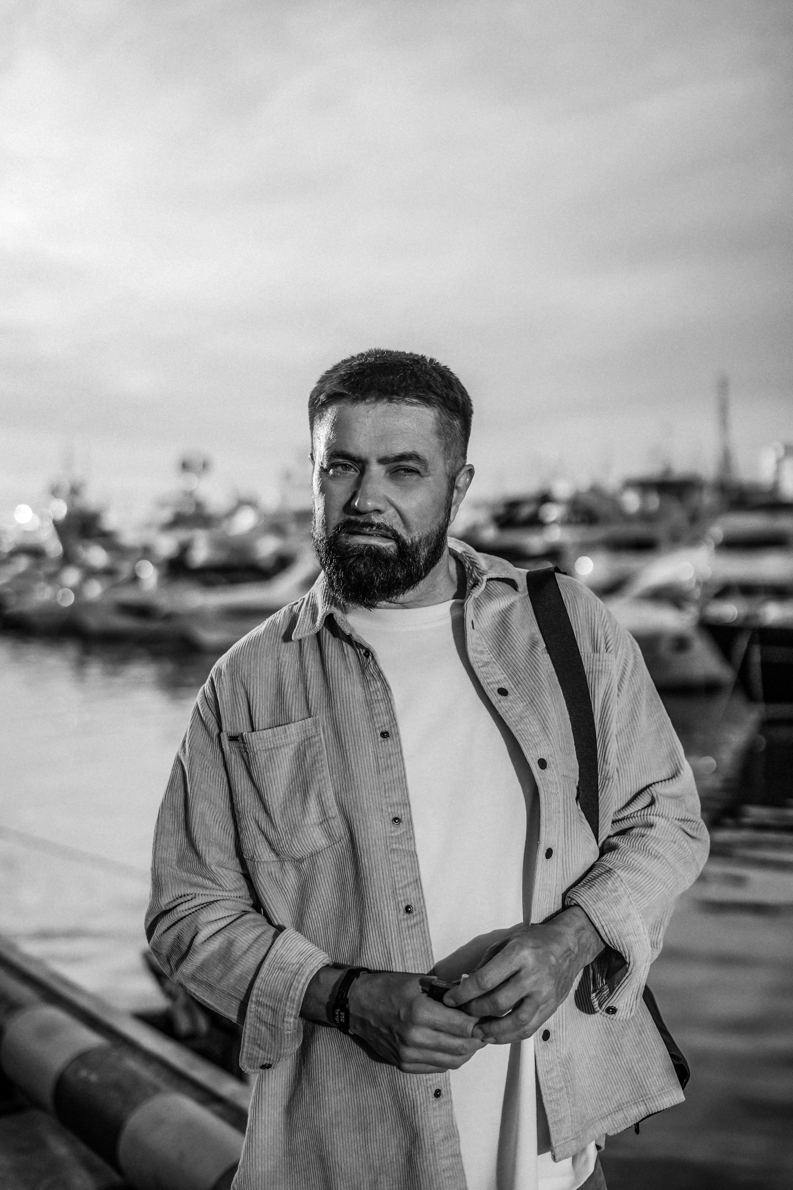 Фотосессия для Николая в морпорту и на ж/д вокзале Сочи. Фотограф в Сочи и Абхазии | Фототуры | September Air