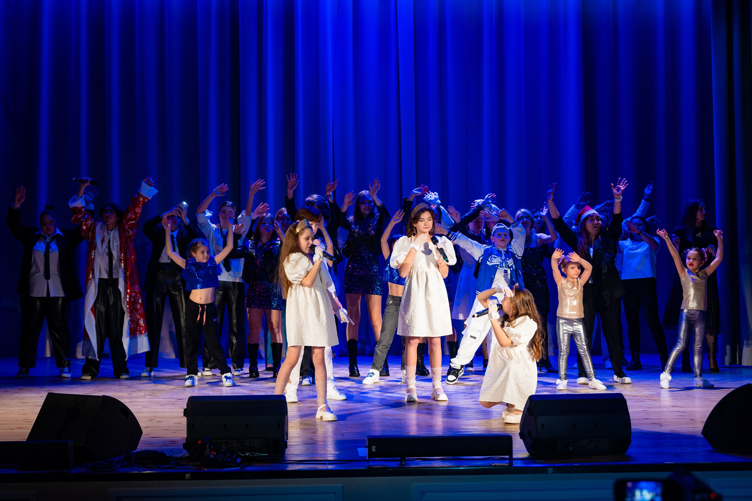 Концерт ДК Буривестник. Фотограф Никита Комаров