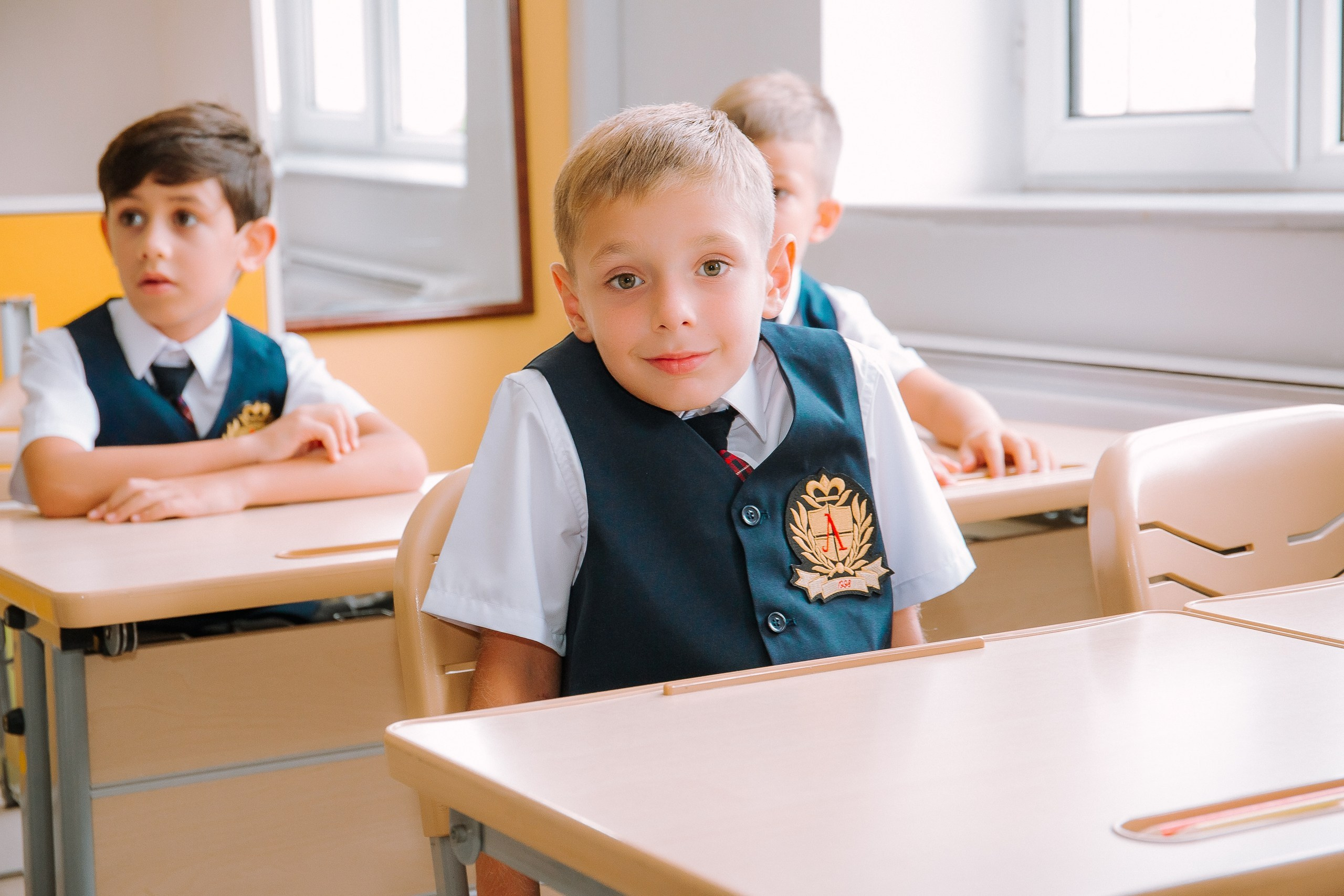 1 класс школа «Личность». Выпускные альбомы Натальи Бутко: Новороссийск, Анапа, Геленджик