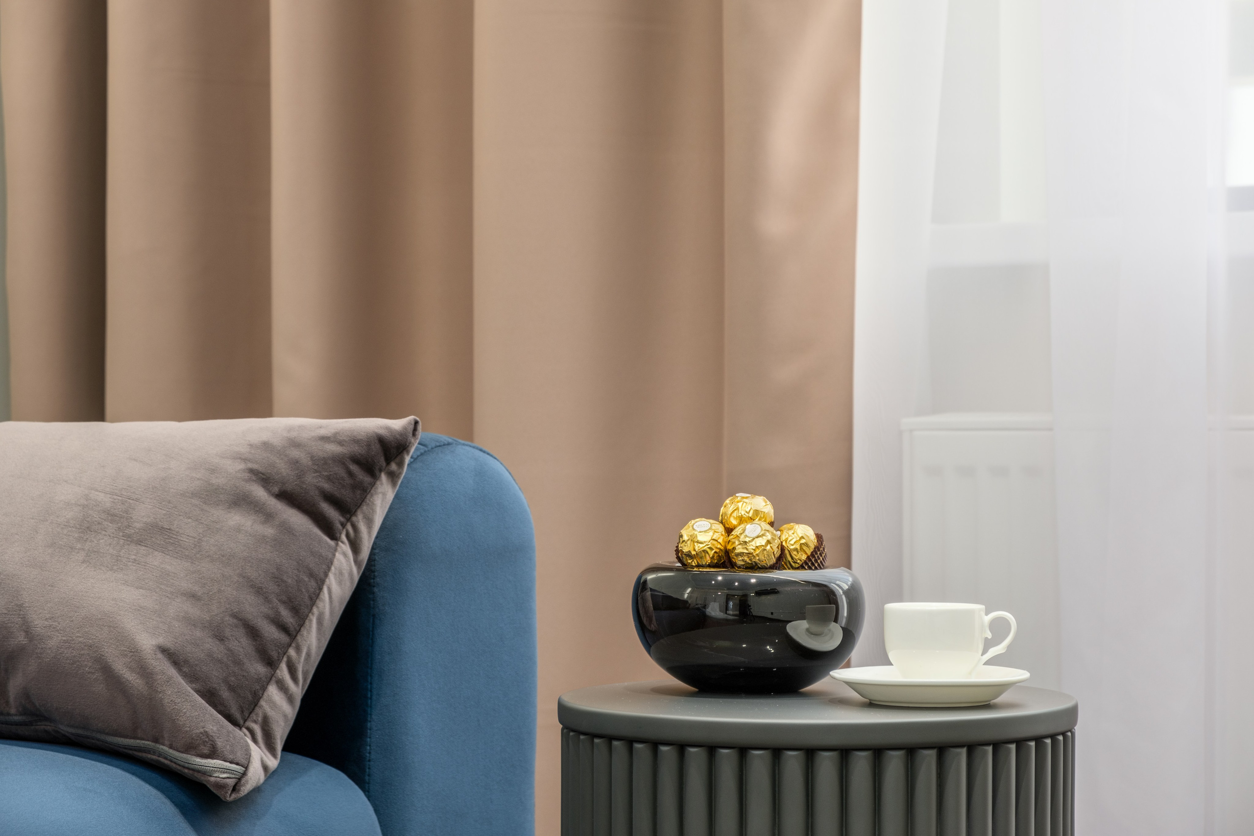 Интерьерная фотосессия двухкомнатной квартиры