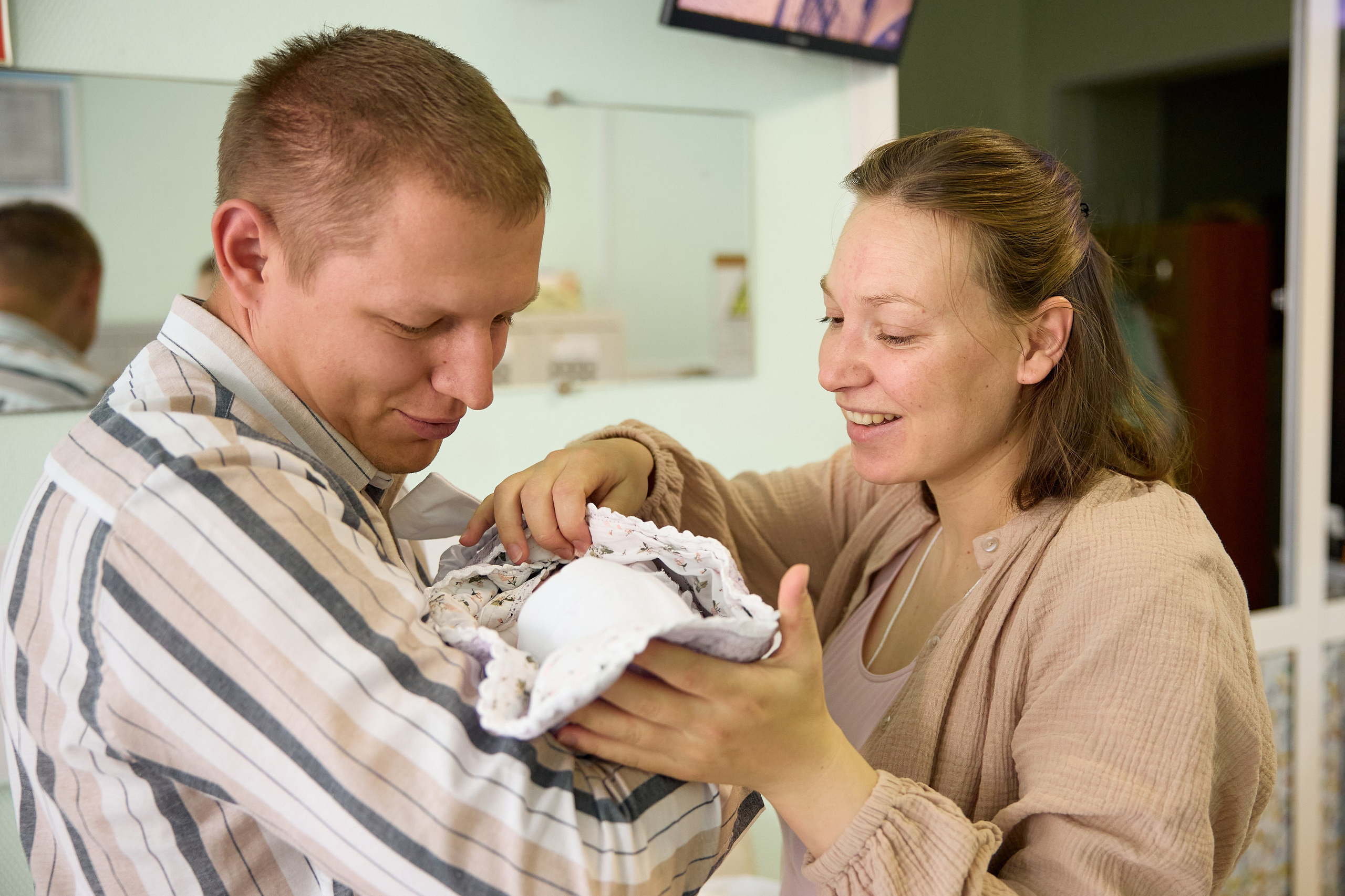 Выписка из роддома. Предметный и репортажный фотограф Алексей Кротов