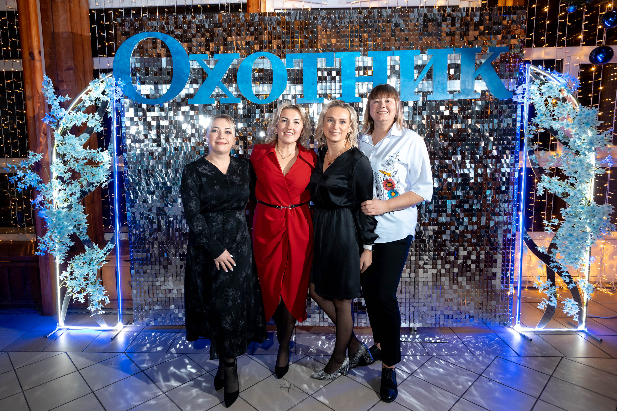 Съемка Новогоднего корпоратива в ресторане Охотник 23.12.2022 г. Свадебный и семейный фотограф в Москве и МО Елена Агапова