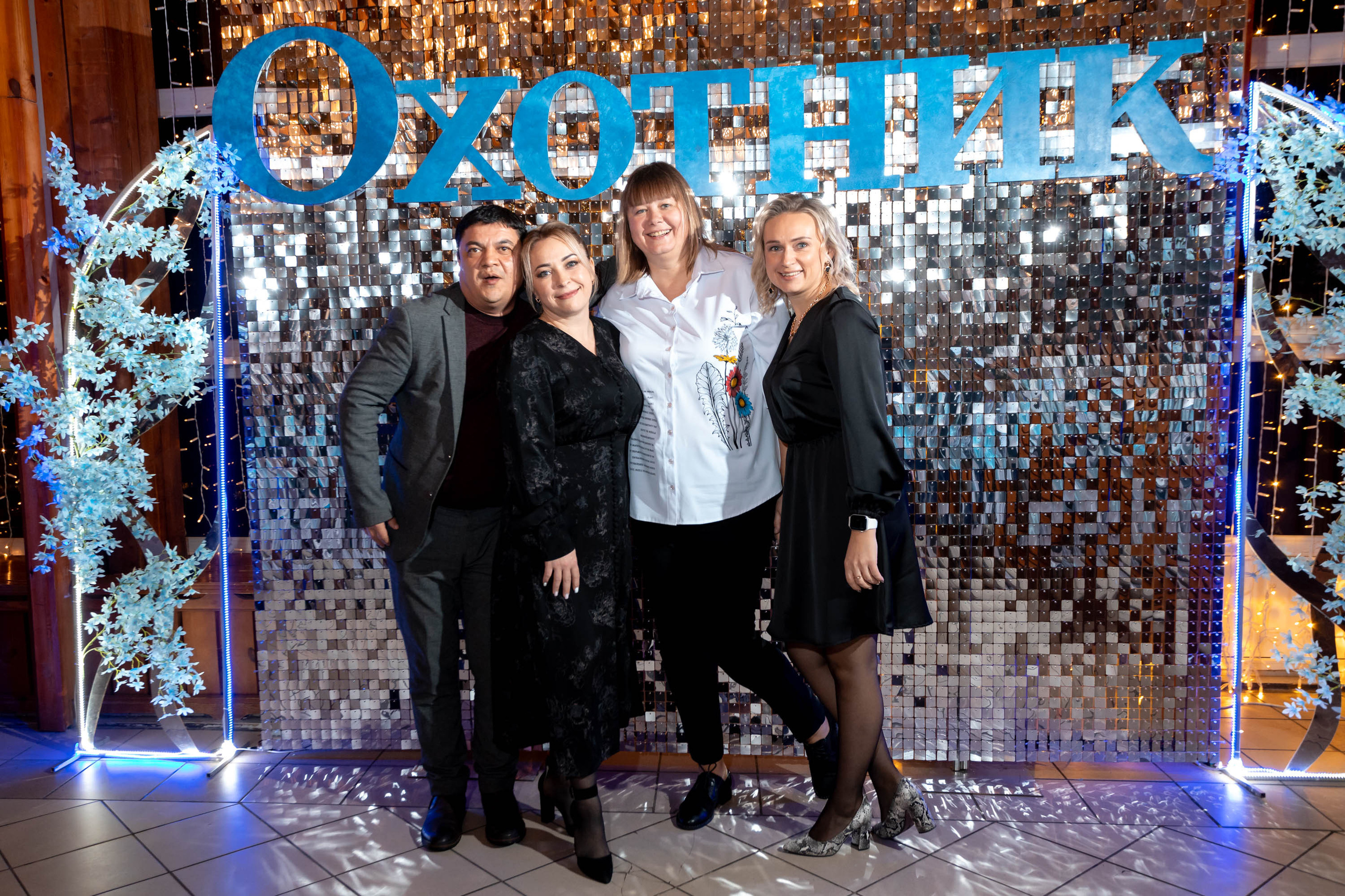 Съемка Новогоднего корпоратива в ресторане Охотник 23.12.2022 г. Свадебный и семейный фотограф в Москве и МО Елена Агапова