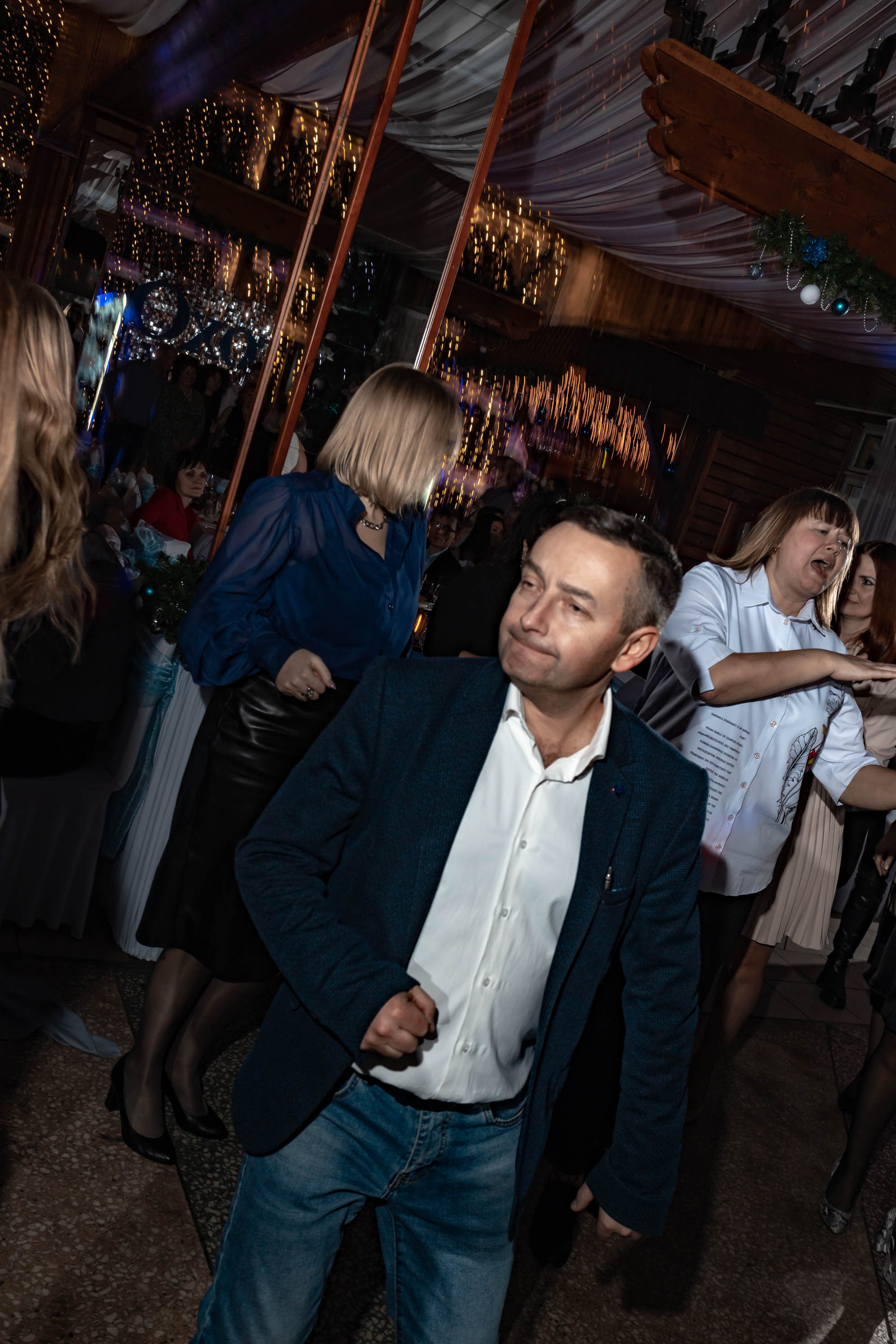 Съемка Новогоднего корпоратива в ресторане Охотник 23.12.2022 г. Свадебный и семейный фотограф в Москве и МО Елена Агапова