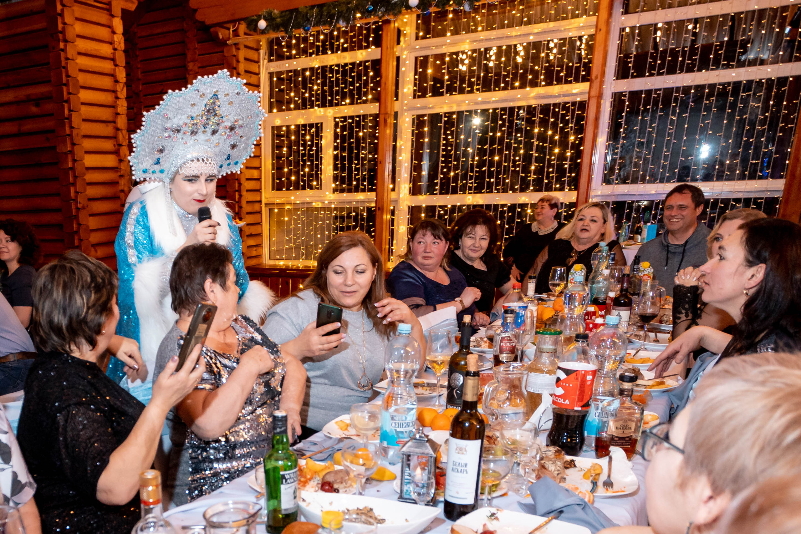 Съемка Новогоднего корпоратива в ресторане Охотник 23.12.2022 г. Свадебный и семейный фотограф в Москве и МО Елена Агапова