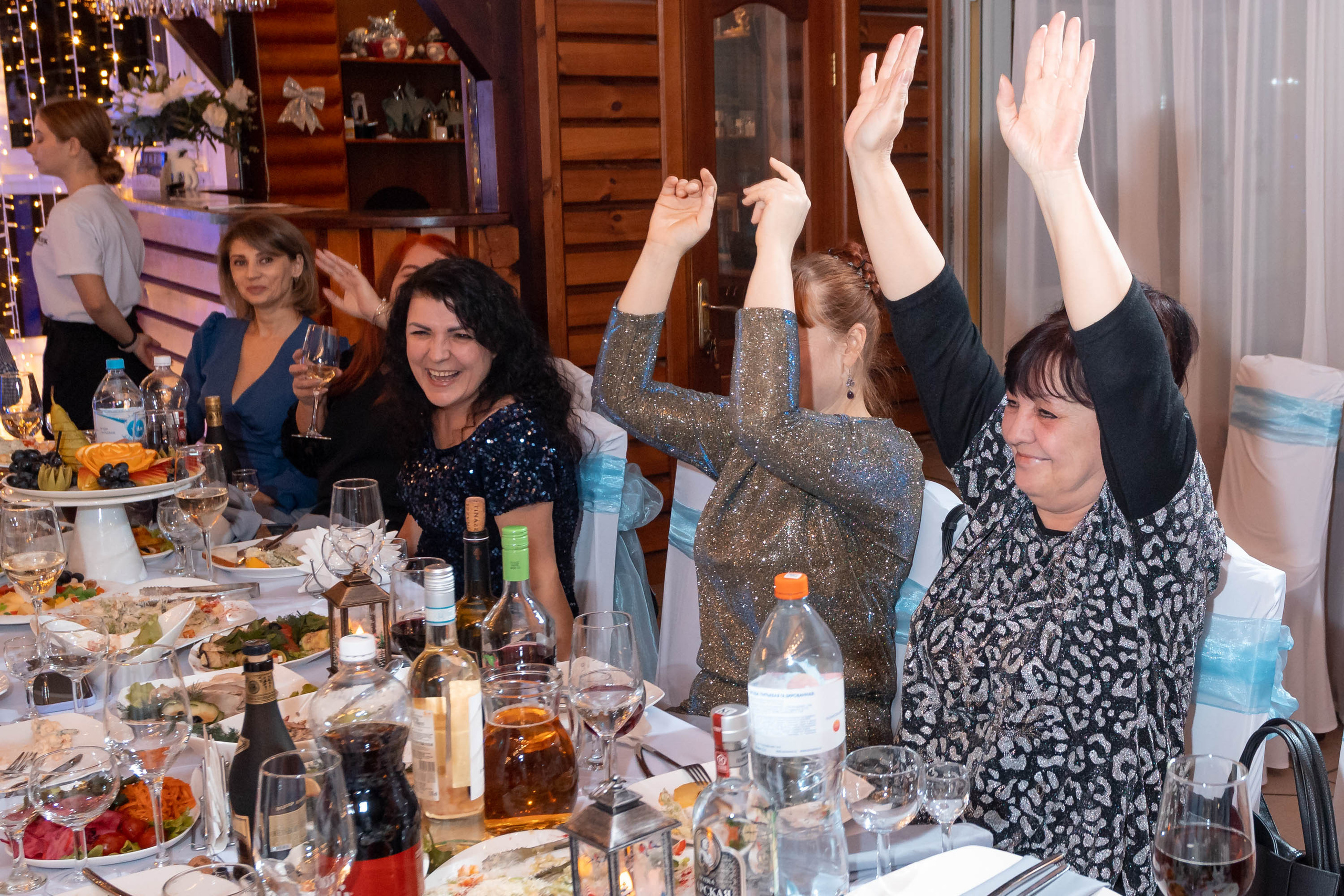 Съемка Новогоднего корпоратива в ресторане Охотник 23.12.2022 г. Свадебный и семейный фотограф в Москве и МО Елена Агапова