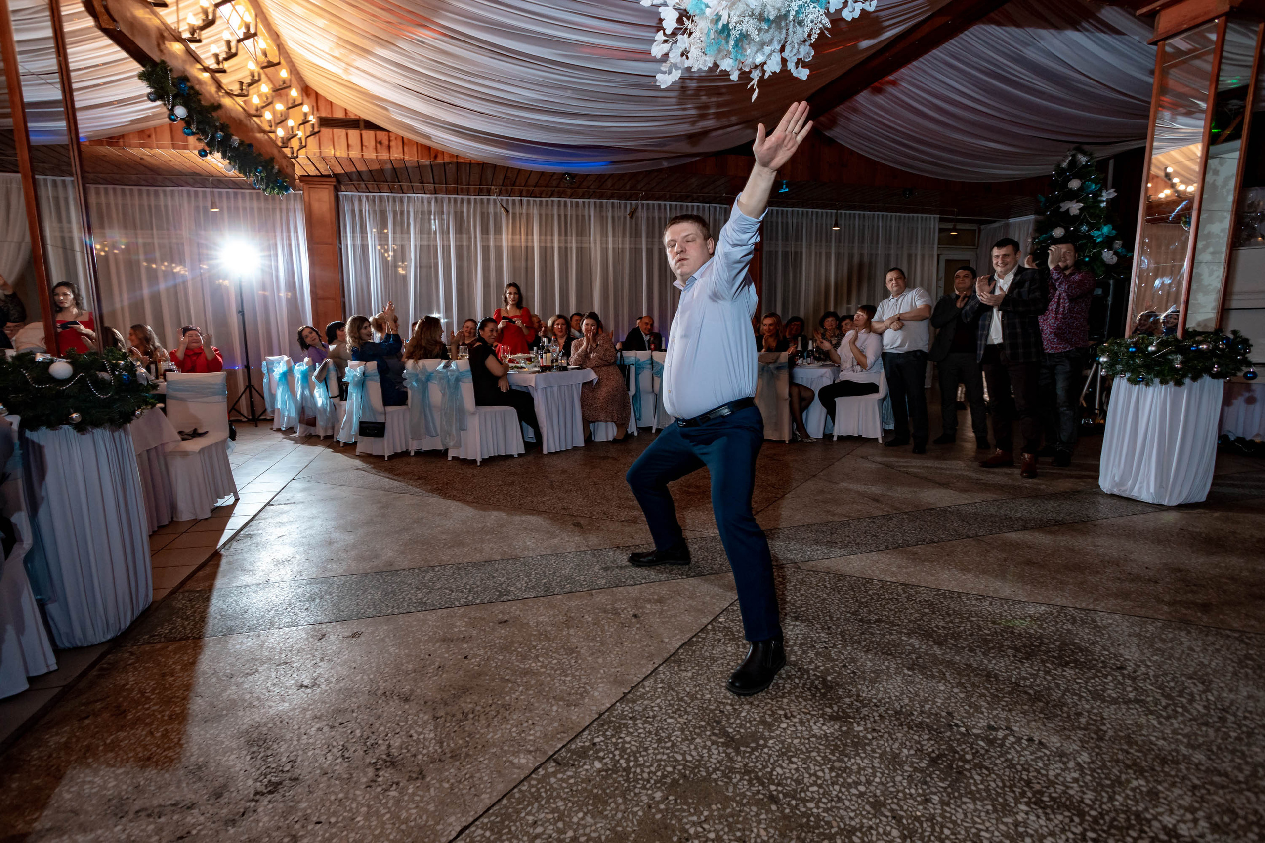 Съемка Новогоднего корпоратива в ресторане Охотник 23.12.2022 г. Свадебный и семейный фотограф в Москве и МО Елена Агапова