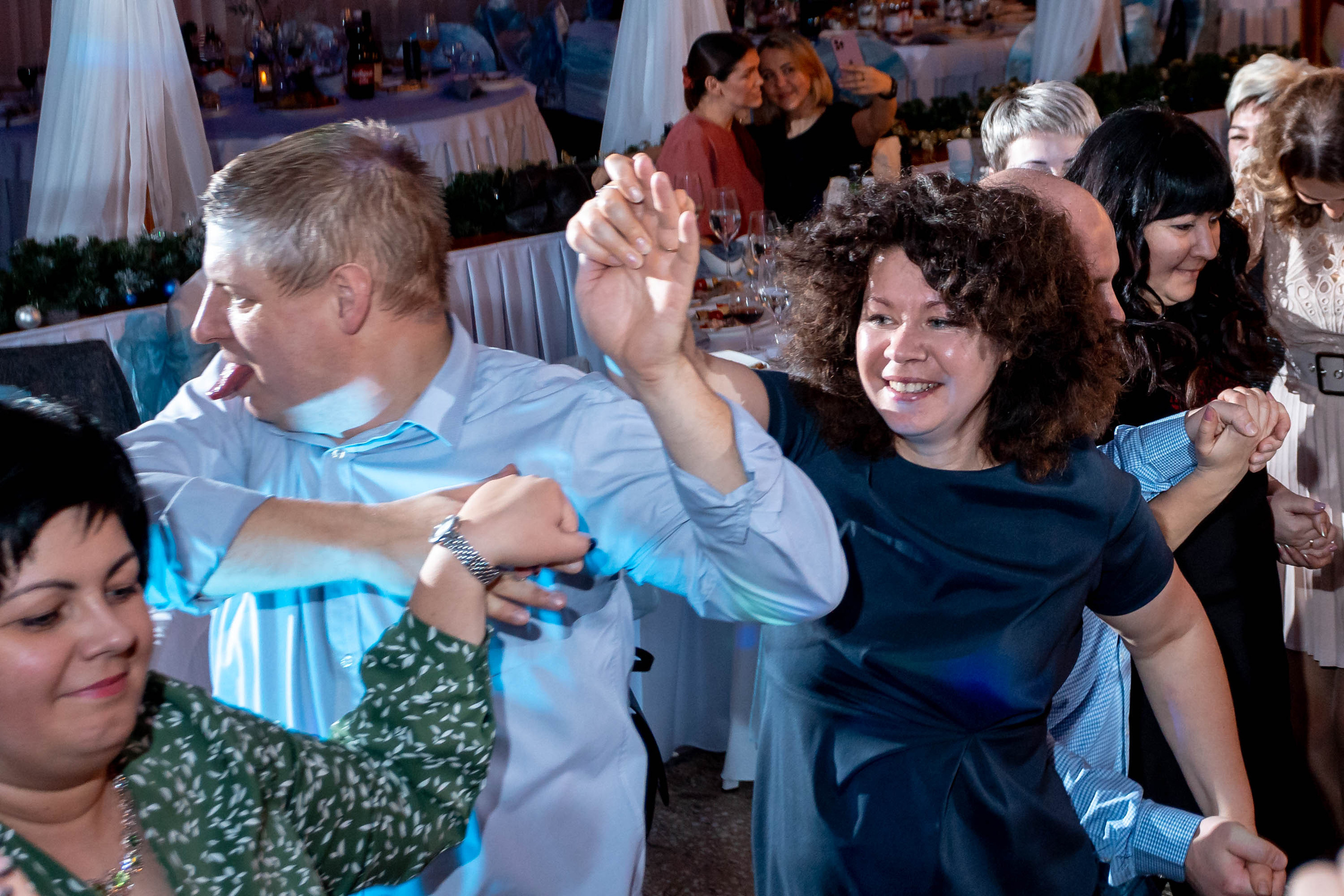 Съемка Новогоднего корпоратива в ресторане Охотник 23.12.2022 г. Свадебный и семейный фотограф в Москве и МО Елена Агапова