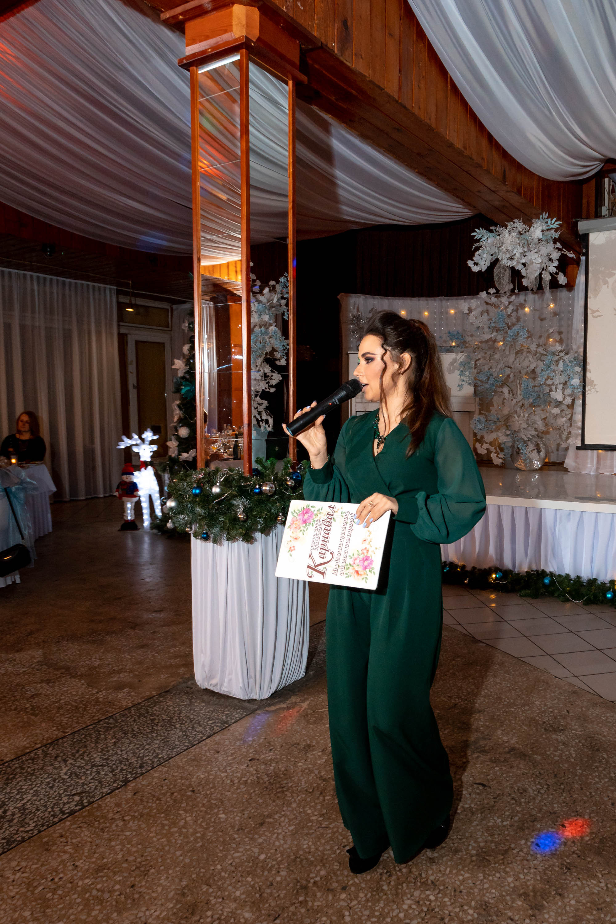 Съемка Новогоднего корпоратива в ресторане Охотник 23.12.2022 г. Свадебный и семейный фотограф в Москве и МО Елена Агапова