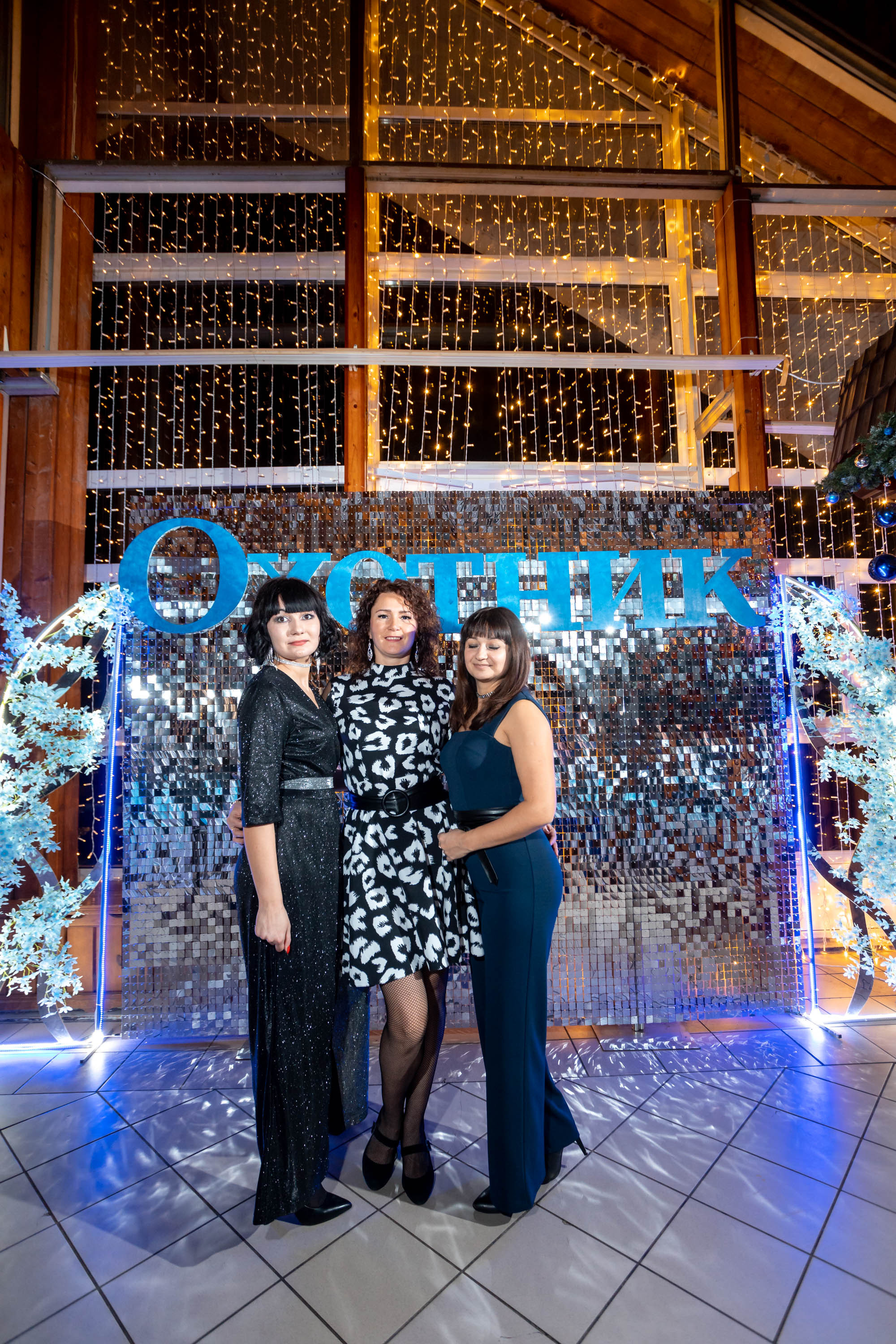 Съемка Новогоднего корпоратива в ресторане Охотник 23.12.2022 г. Свадебный и семейный фотограф в Москве и МО Елена Агапова