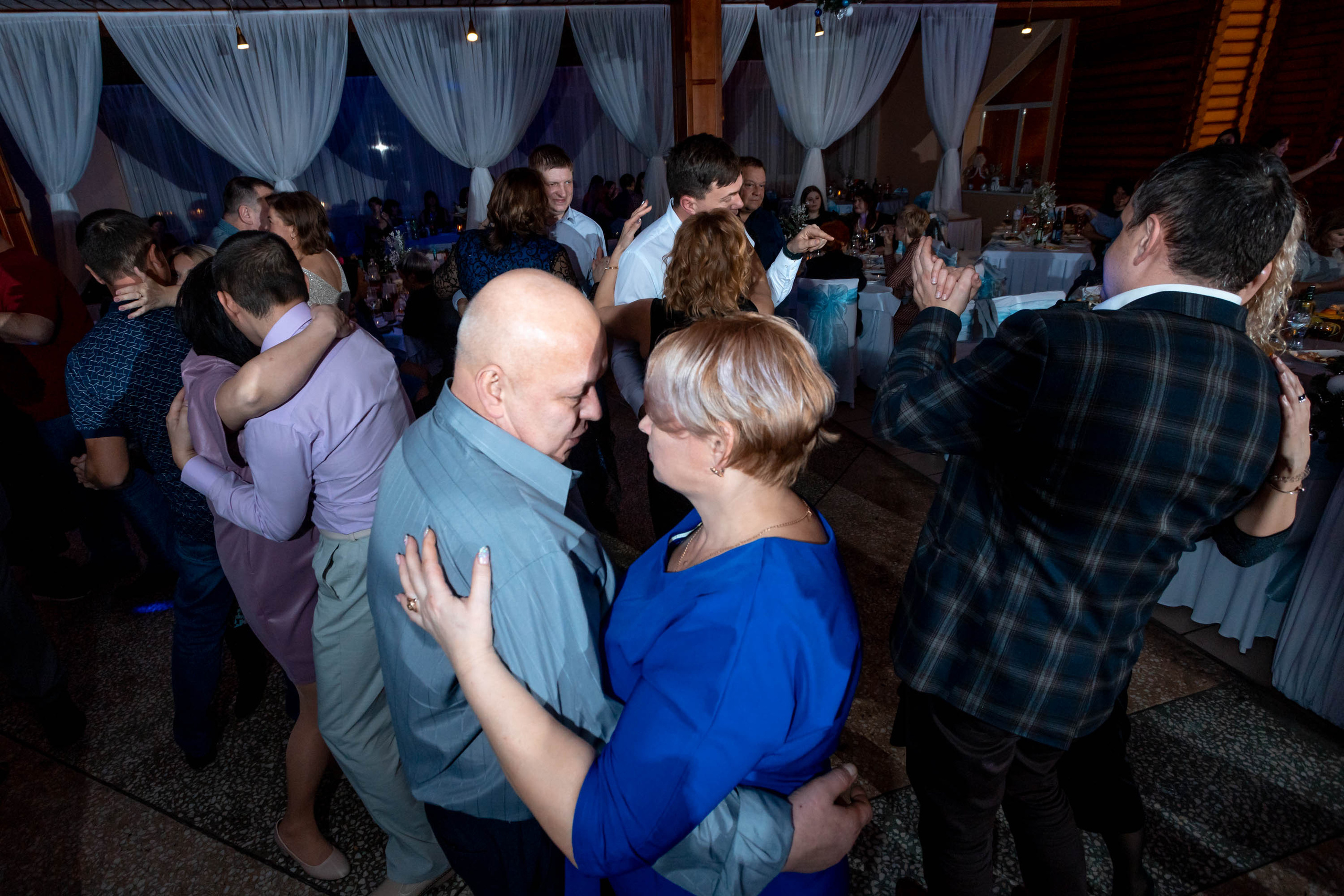 Съемка Новогоднего корпоратива в ресторане Охотник 23.12.2022 г. Свадебный и семейный фотограф в Москве и МО Елена Агапова