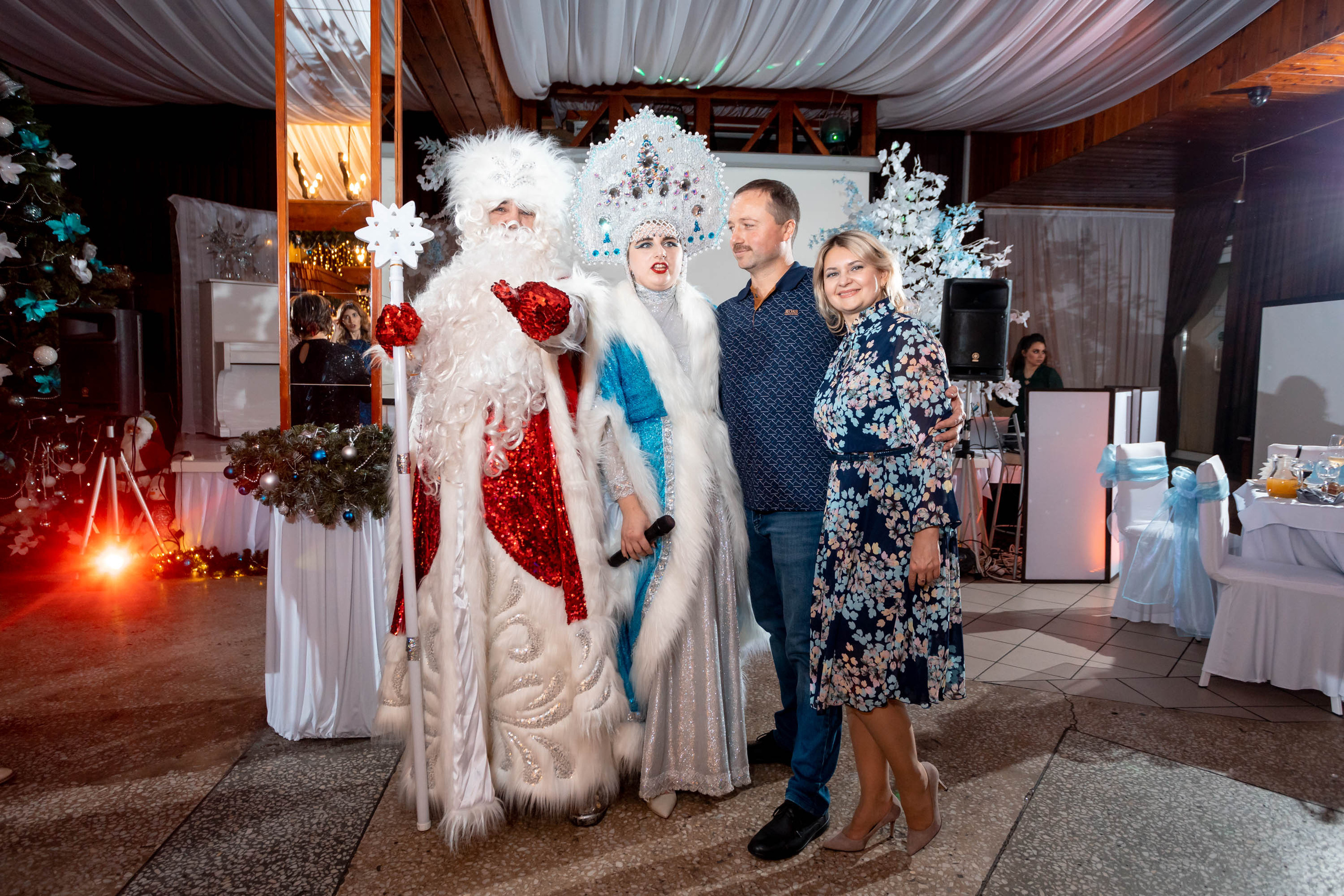 Съемка Новогоднего корпоратива в ресторане Охотник 23.12.2022 г. Свадебный и семейный фотограф в Москве и МО Елена Агапова