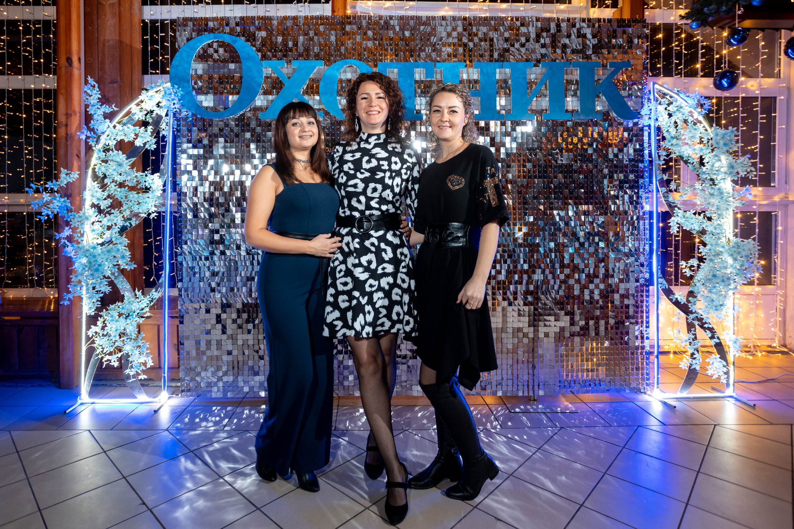 Съемка Новогоднего корпоратива в ресторане Охотник 23.12.2022 г. Свадебный и семейный фотограф в Москве и МО Елена Агапова