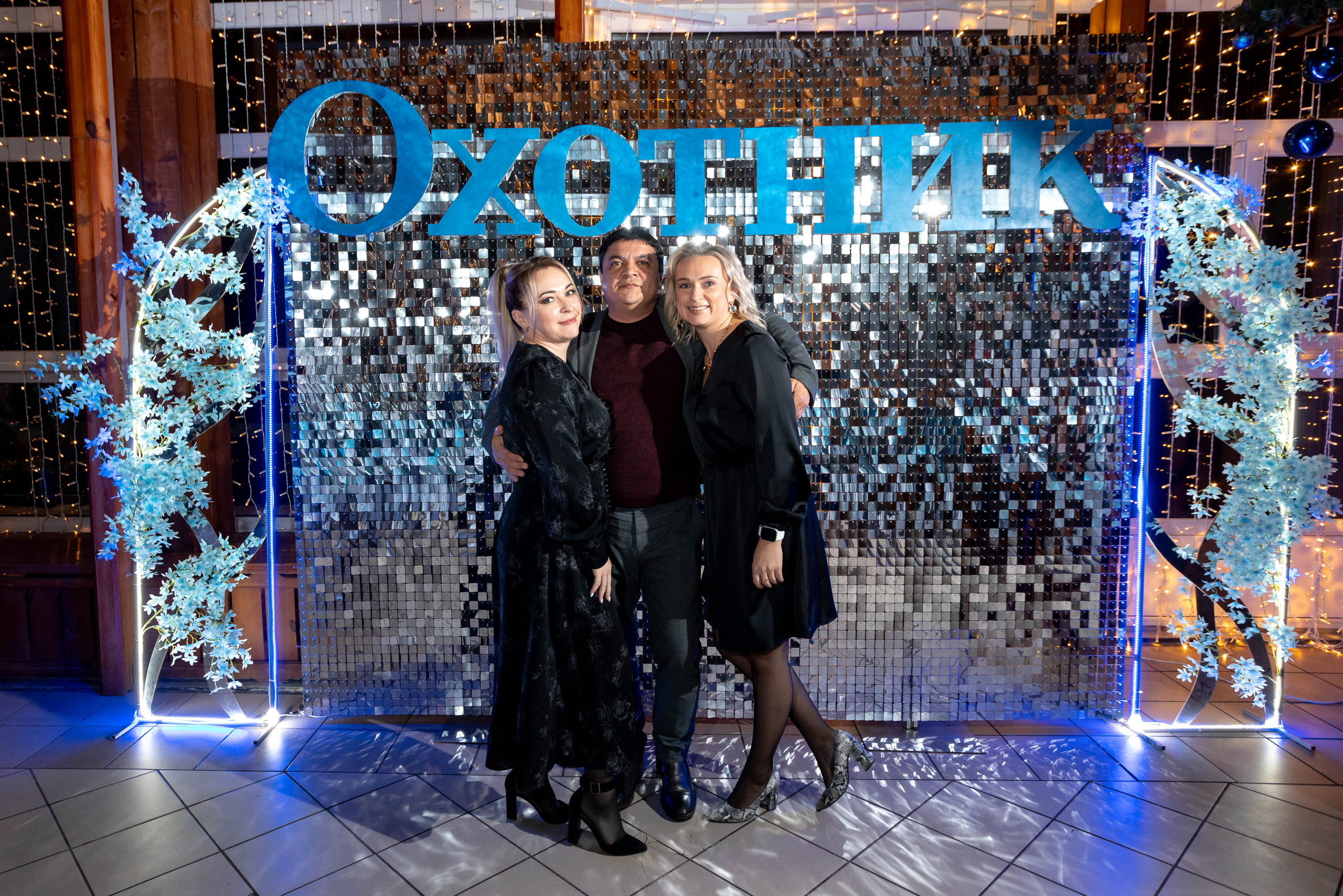 Съемка Новогоднего корпоратива в ресторане Охотник 23.12.2022 г. Свадебный и семейный фотограф в Москве и МО Елена Агапова