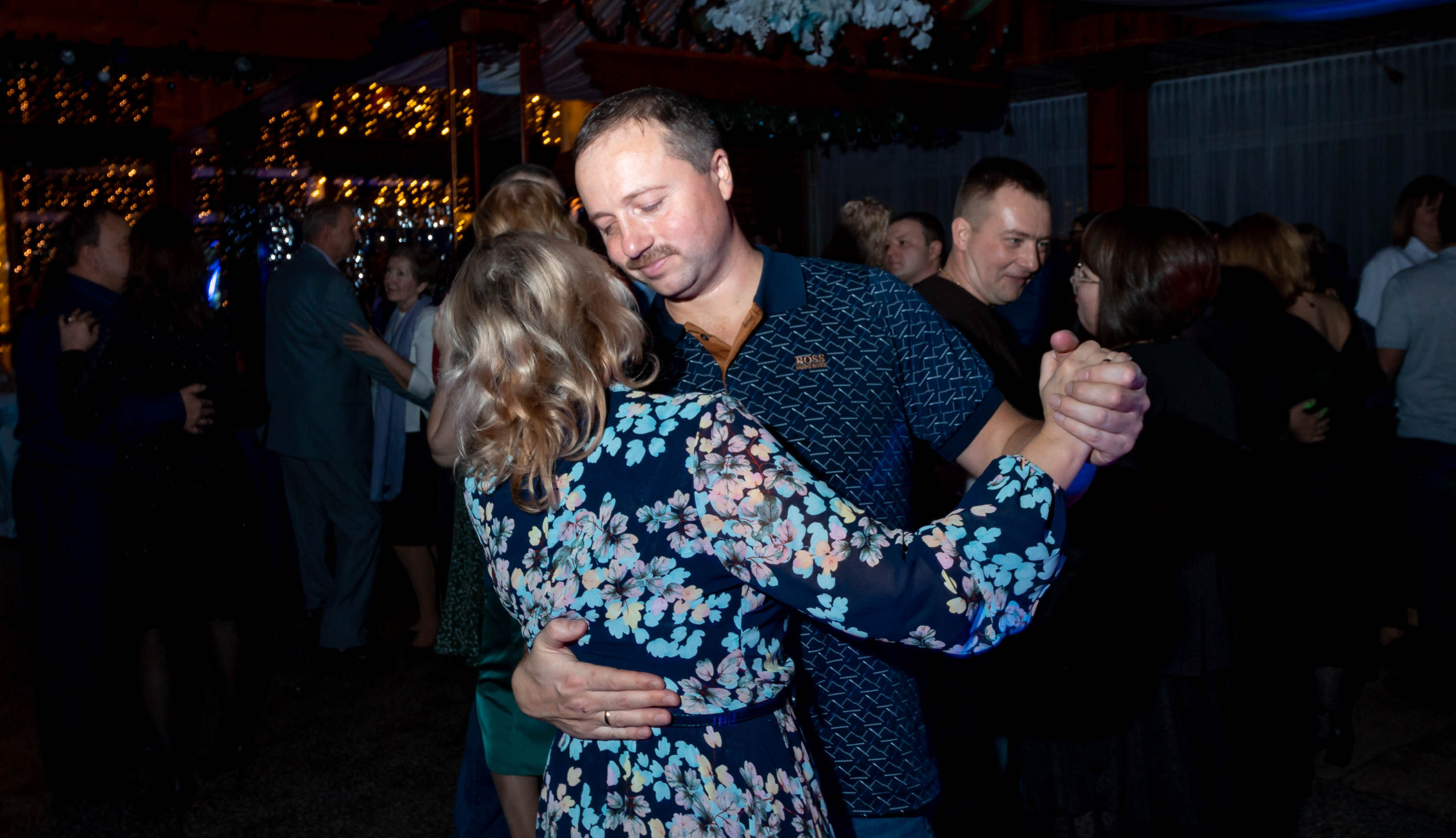 Съемка Новогоднего корпоратива в ресторане Охотник 23.12.2022 г. Свадебный и семейный фотограф в Москве и МО Елена Агапова