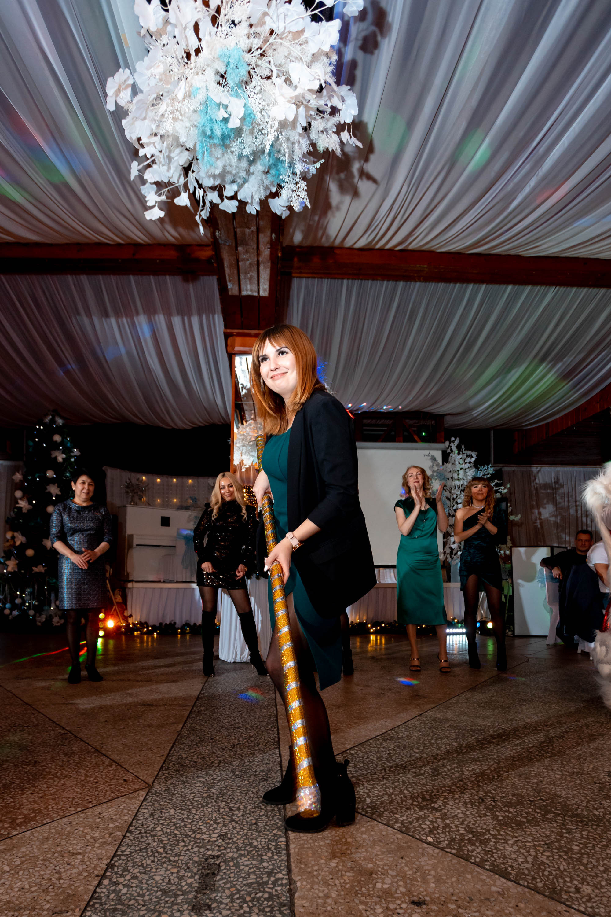 Съемка Новогоднего корпоратива в ресторане Охотник 23.12.2022 г. Свадебный и семейный фотограф в Москве и МО Елена Агапова