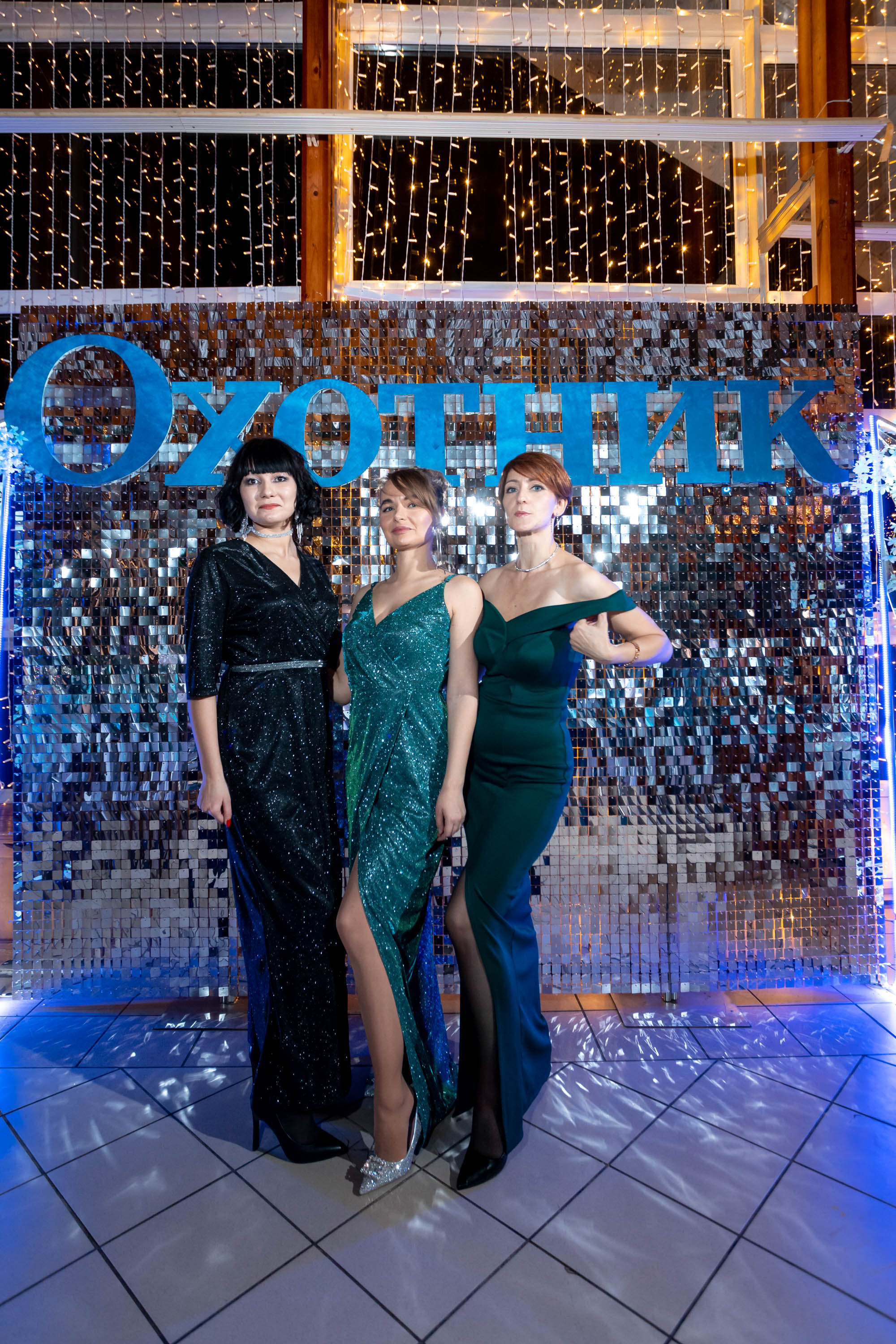 Съемка Новогоднего корпоратива в ресторане Охотник 23.12.2022 г. Свадебный и семейный фотограф в Москве и МО Елена Агапова