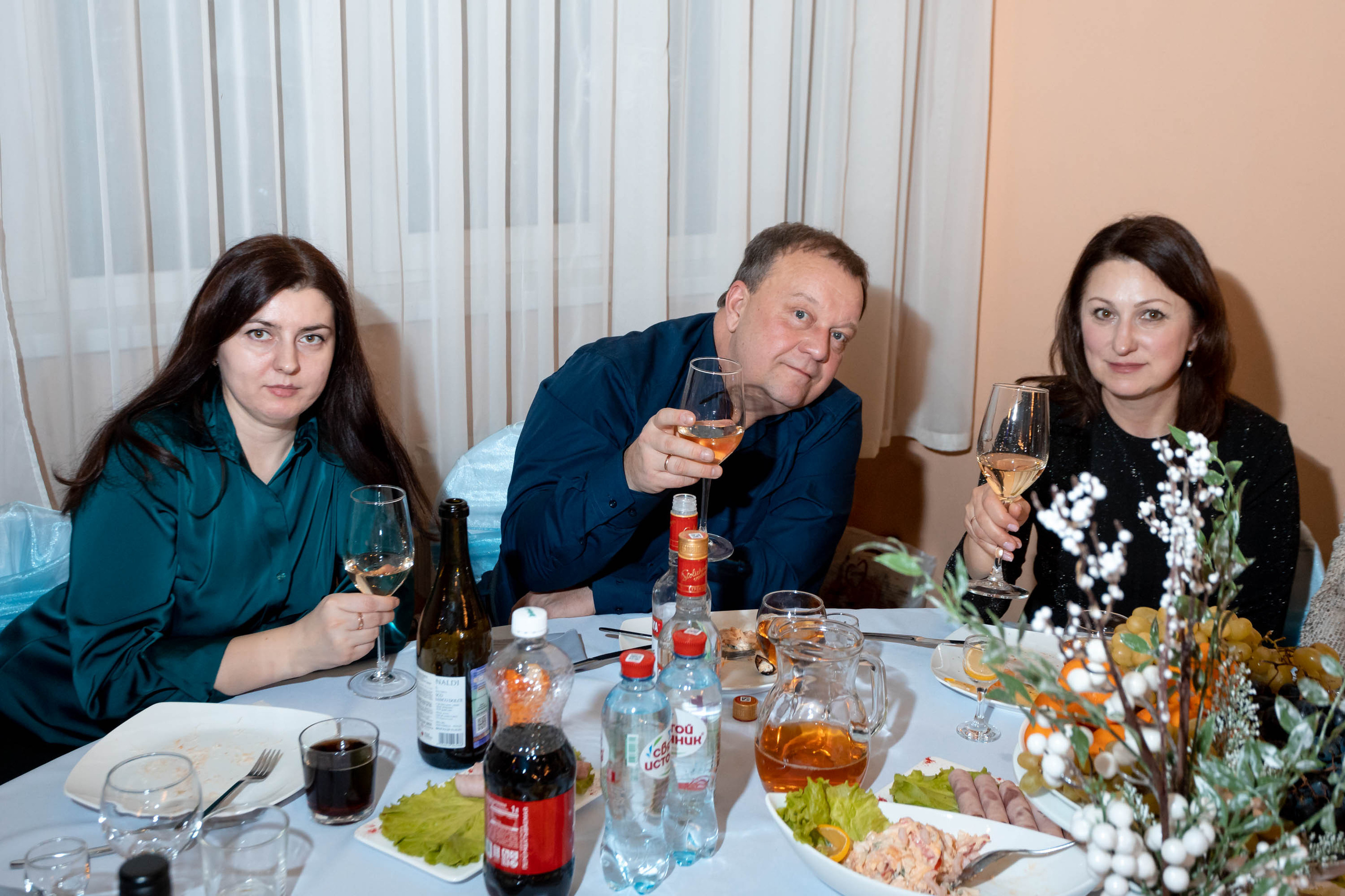 Съемка Новогоднего корпоратива в ресторане Охотник 23.12.2022 г. Свадебный и семейный фотограф в Москве и МО Елена Агапова