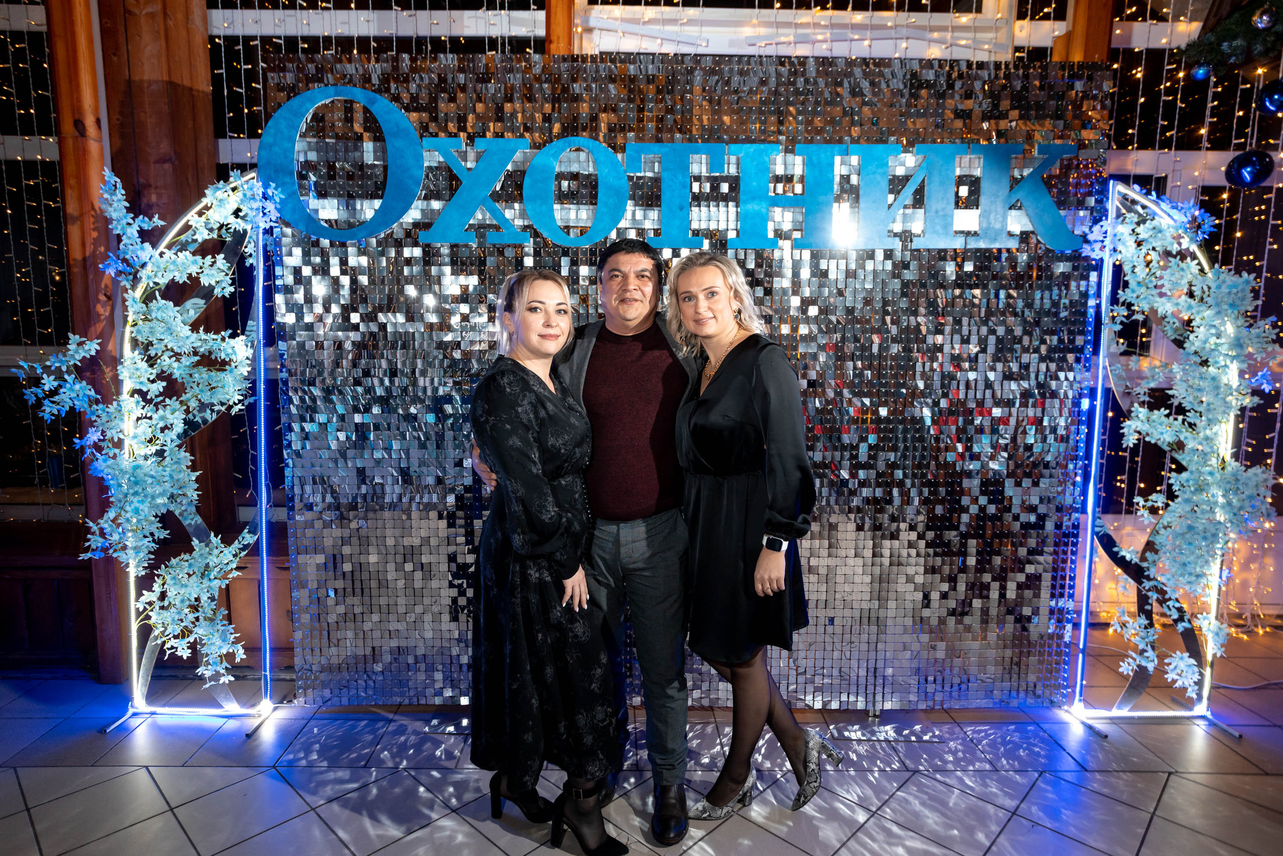 Съемка Новогоднего корпоратива в ресторане Охотник 23.12.2022 г. Свадебный и семейный фотограф в Москве и МО Елена Агапова