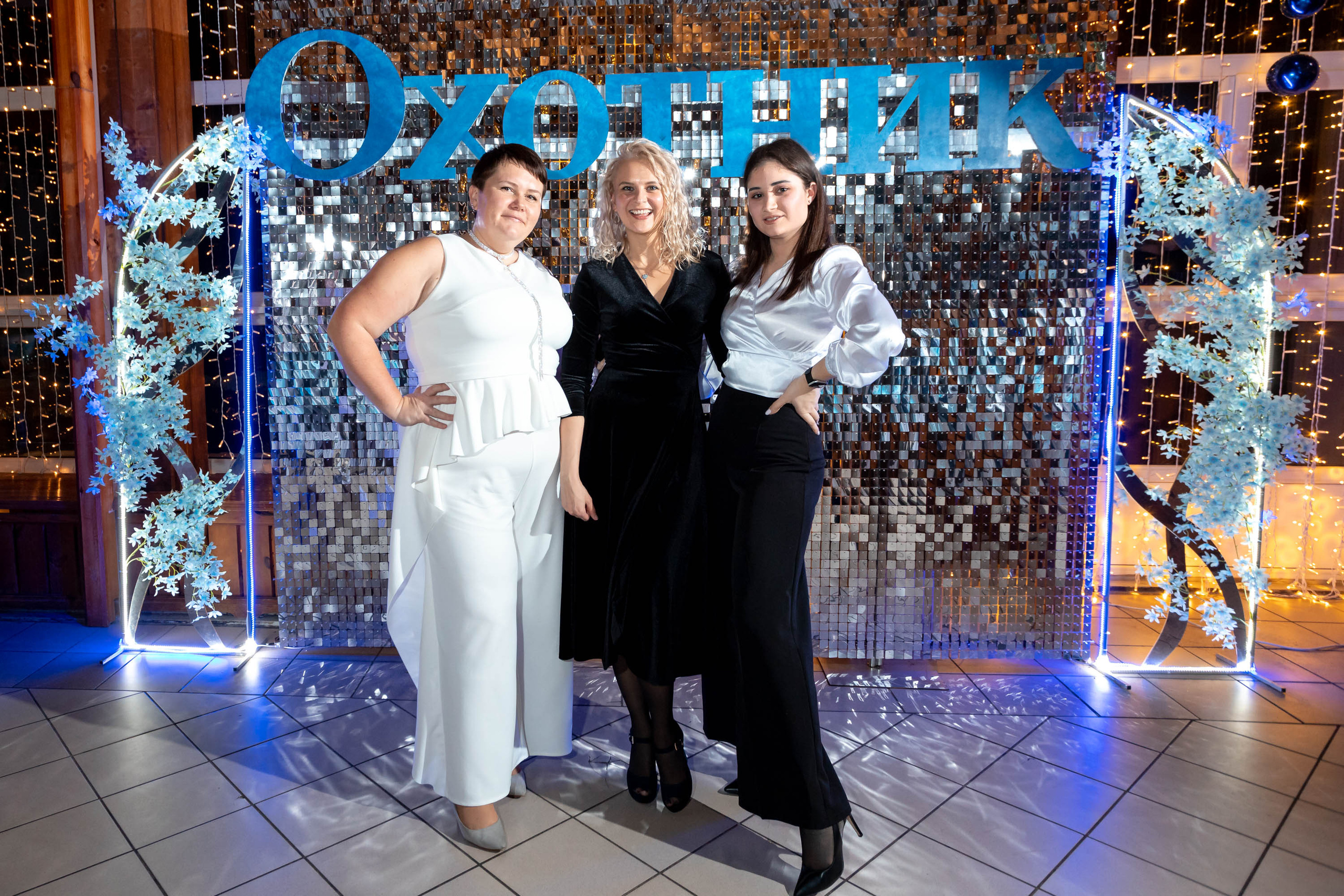 Съемка Новогоднего корпоратива в ресторане Охотник 23.12.2022 г. Свадебный и семейный фотограф в Москве и МО Елена Агапова