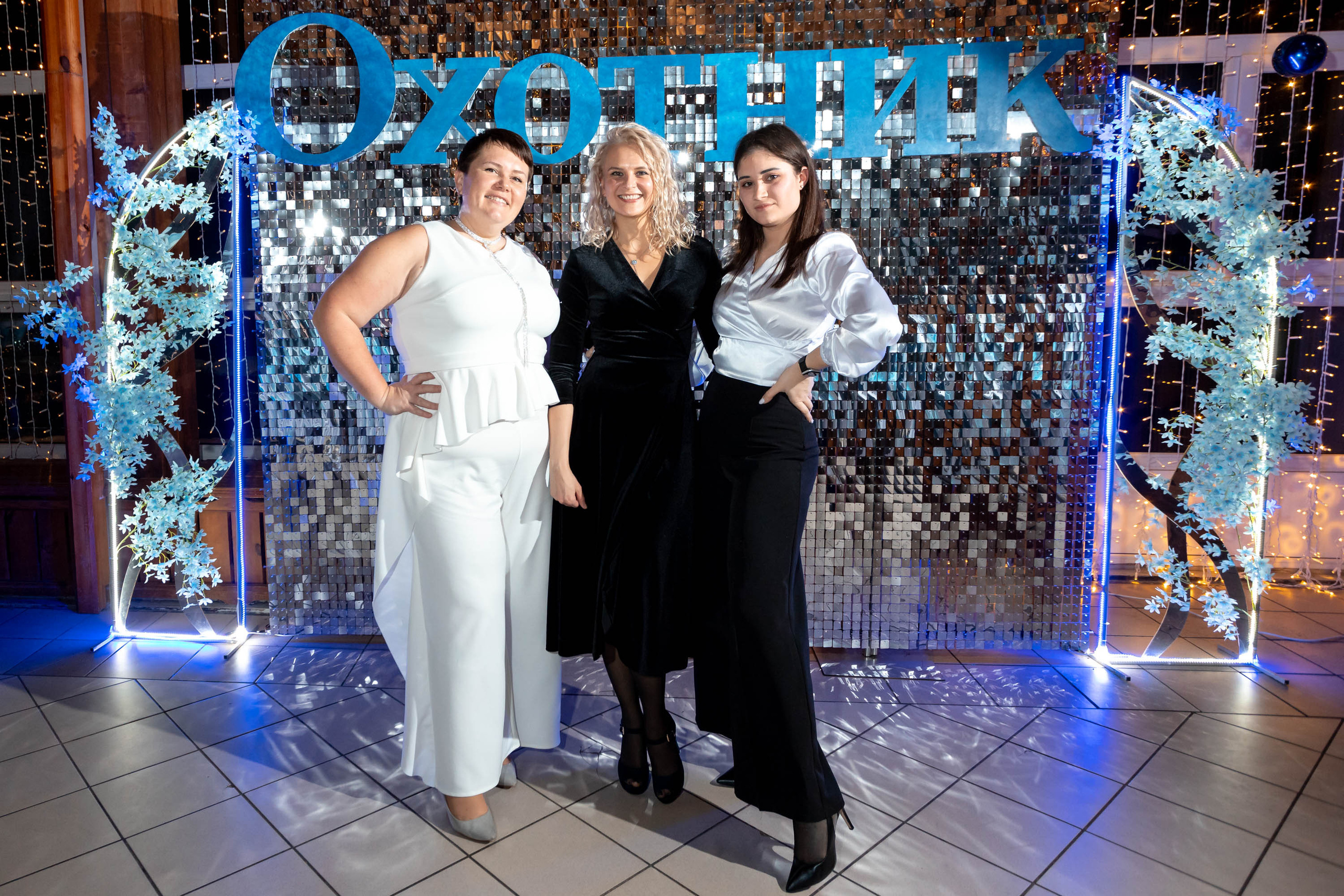 Съемка Новогоднего корпоратива в ресторане Охотник 23.12.2022 г. Свадебный и семейный фотограф в Москве и МО Елена Агапова