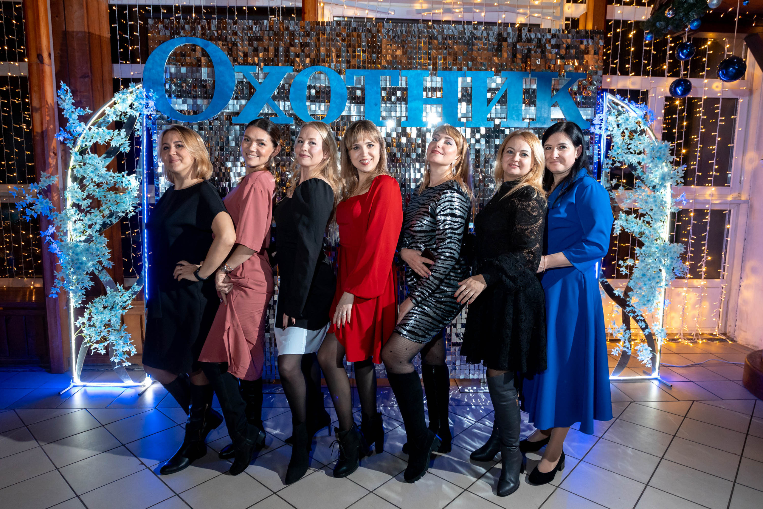 Съемка Новогоднего корпоратива в ресторане Охотник 23.12.2022 г. Свадебный и семейный фотограф в Москве и МО Елена Агапова