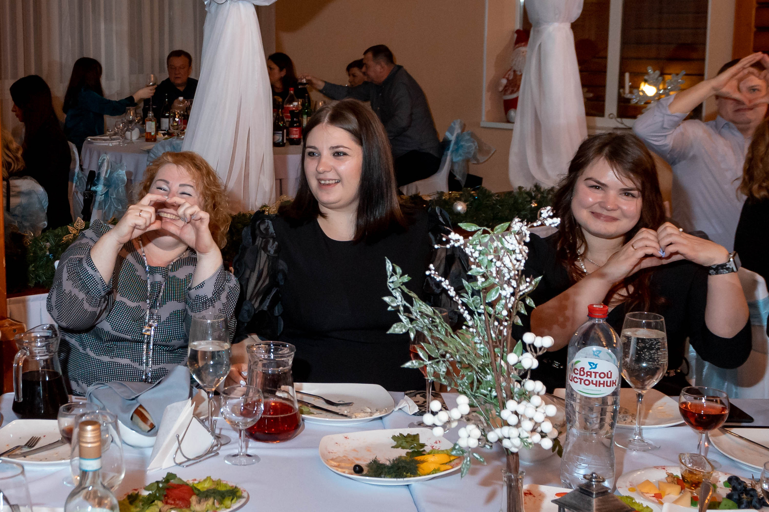 Съемка Новогоднего корпоратива в ресторане Охотник 23.12.2022 г. Свадебный и семейный фотограф в Москве и МО Елена Агапова