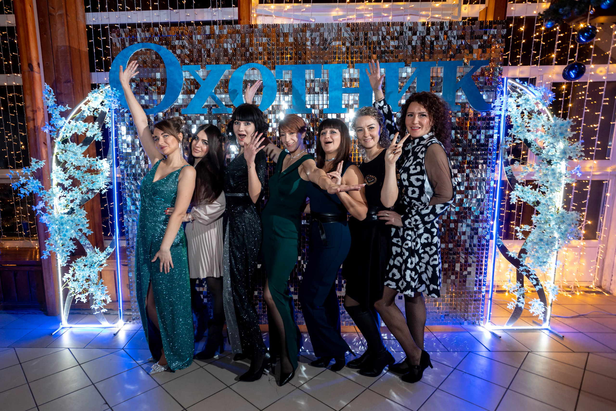 Съемка Новогоднего корпоратива в ресторане Охотник 23.12.2022 г. Свадебный и семейный фотограф в Москве и МО Елена Агапова