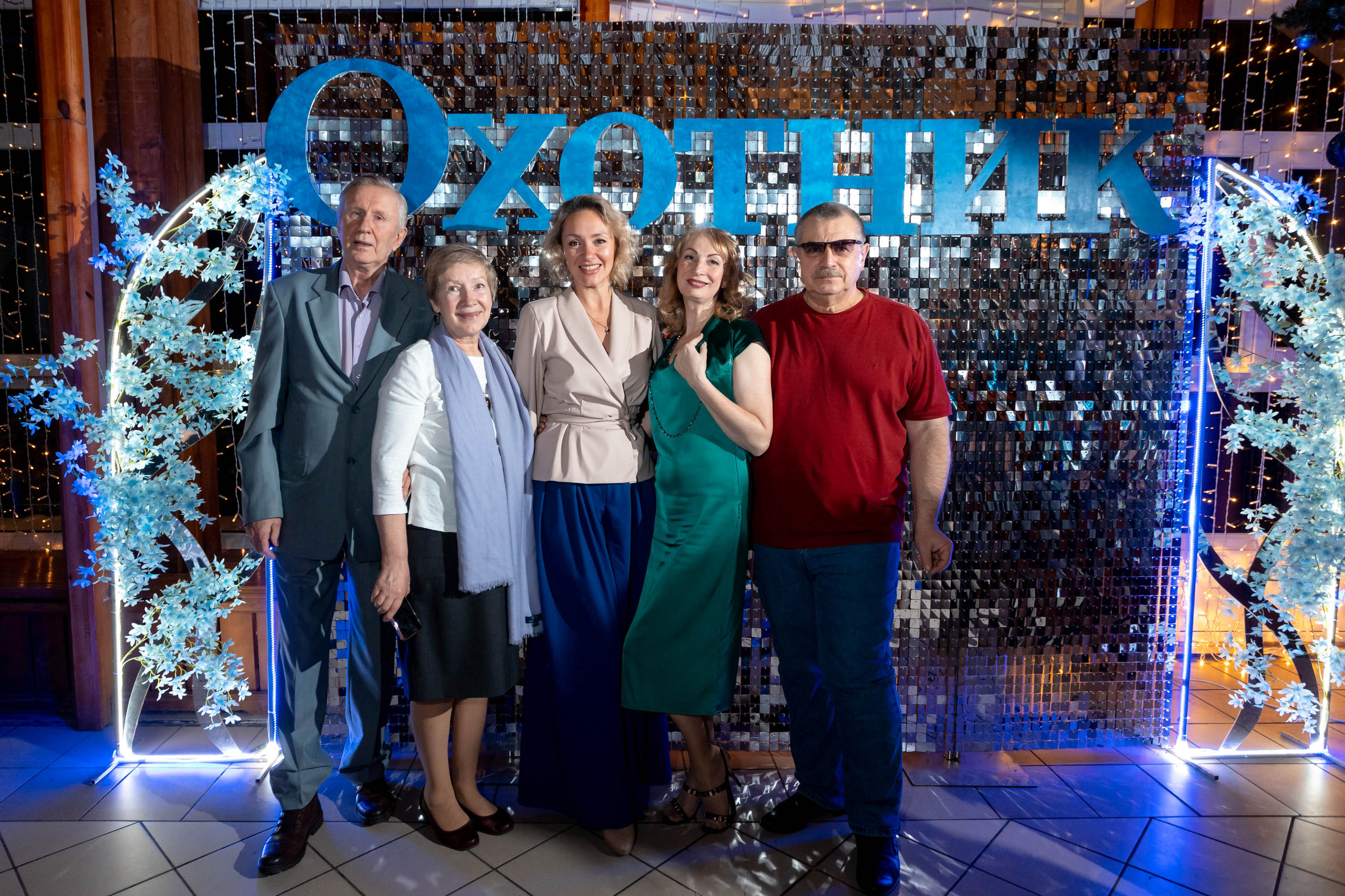 Съемка Новогоднего корпоратива в ресторане Охотник 23.12.2022 г. Свадебный и семейный фотограф в Москве и МО Елена Агапова