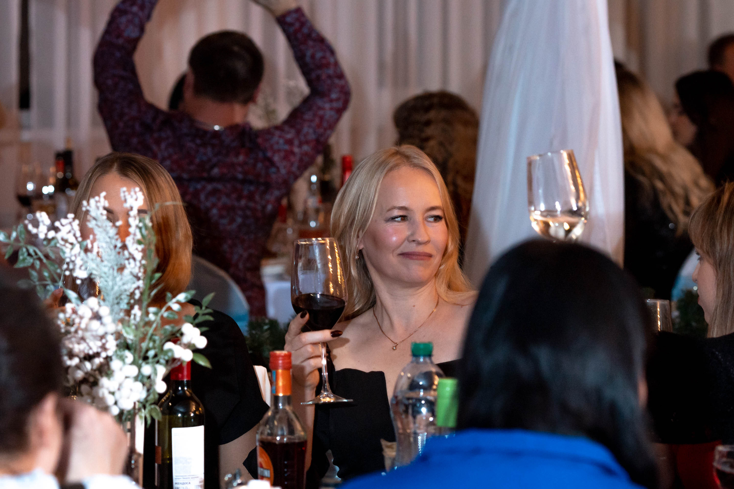 Съемка Новогоднего корпоратива в ресторане Охотник 23.12.2022 г. Свадебный и семейный фотограф в Москве и МО Елена Агапова