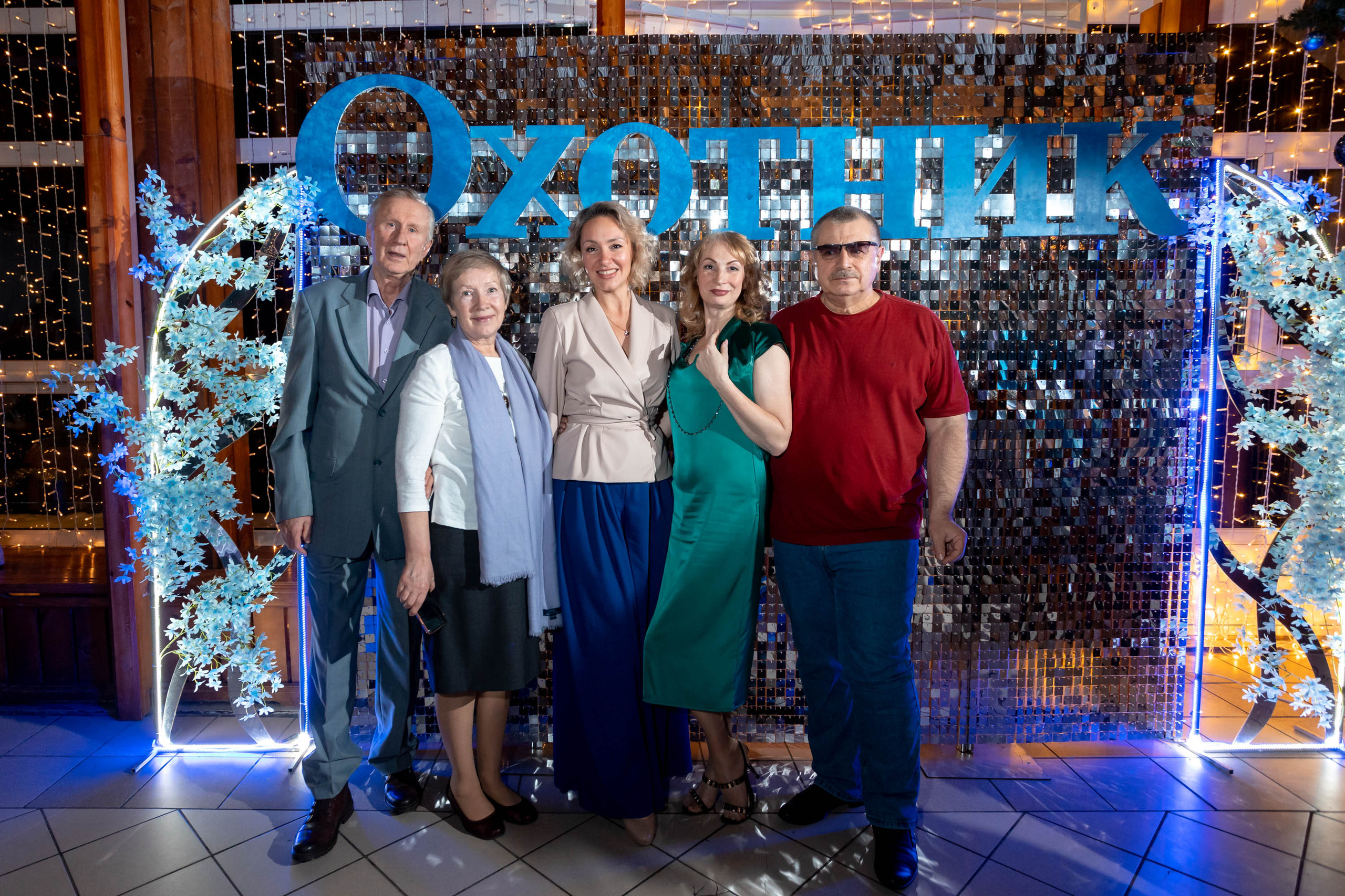 Съемка Новогоднего корпоратива в ресторане Охотник 23.12.2022 г. Свадебный и семейный фотограф в Москве и МО Елена Агапова