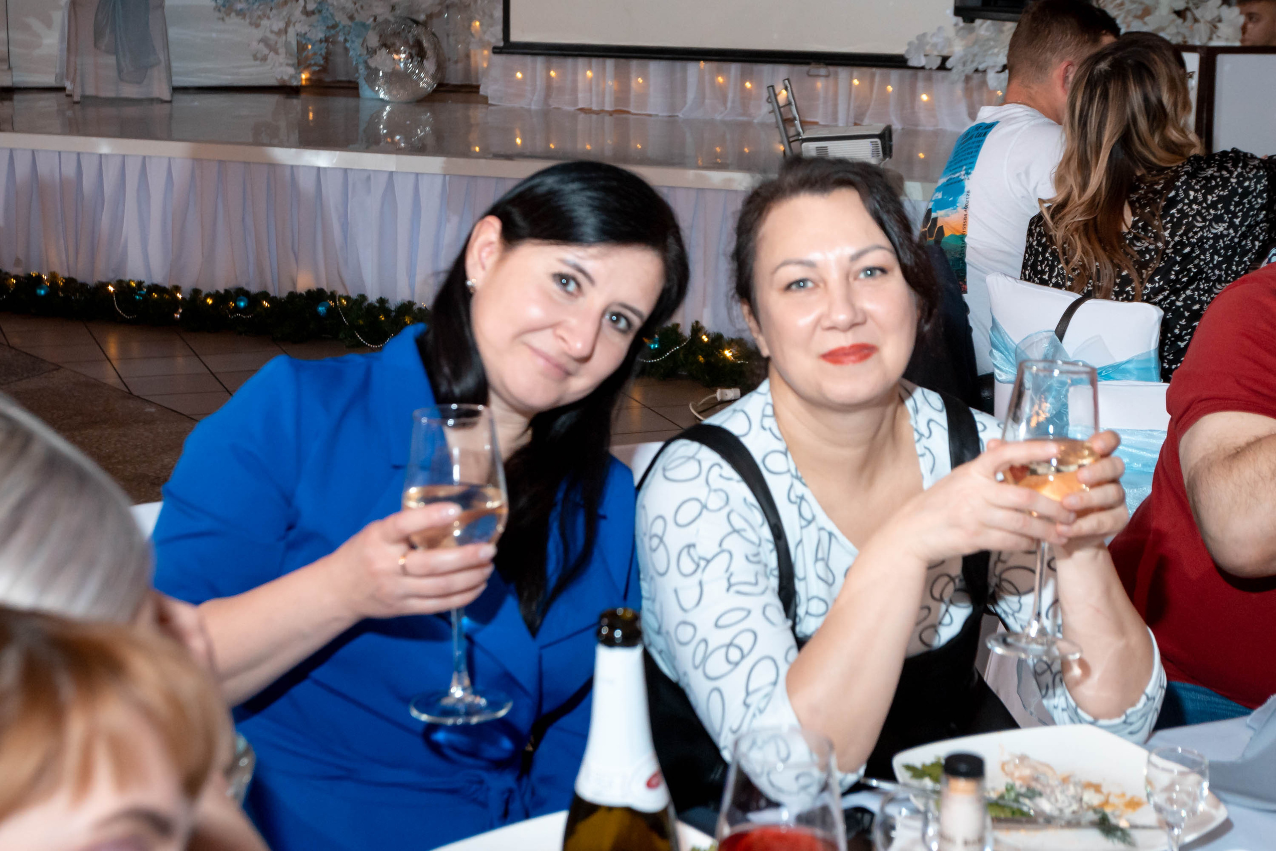 Съемка Новогоднего корпоратива в ресторане Охотник 23.12.2022 г. Свадебный и семейный фотограф в Москве и МО Елена Агапова