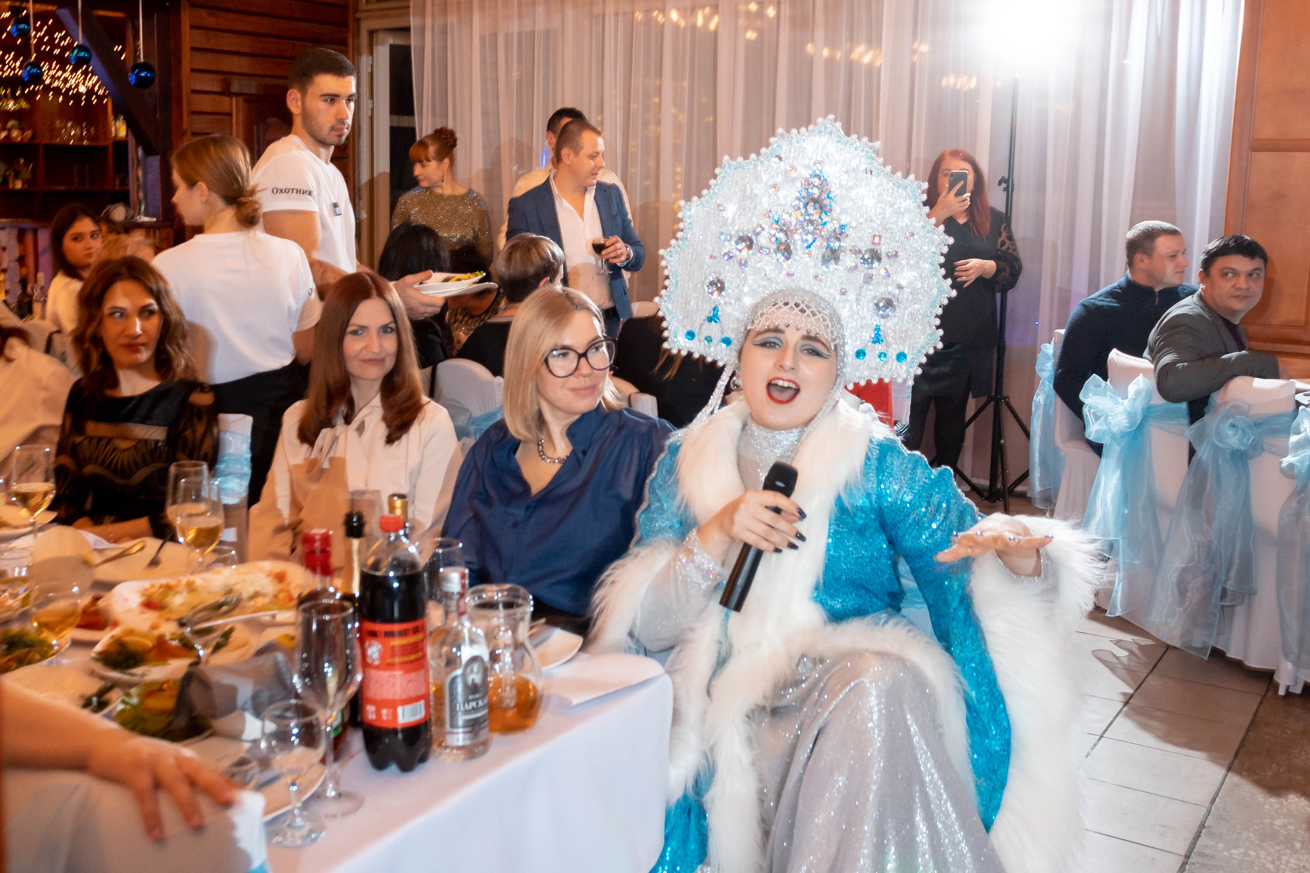 Съемка Новогоднего корпоратива в ресторане Охотник 23.12.2022 г. Свадебный и семейный фотограф в Москве и МО Елена Агапова